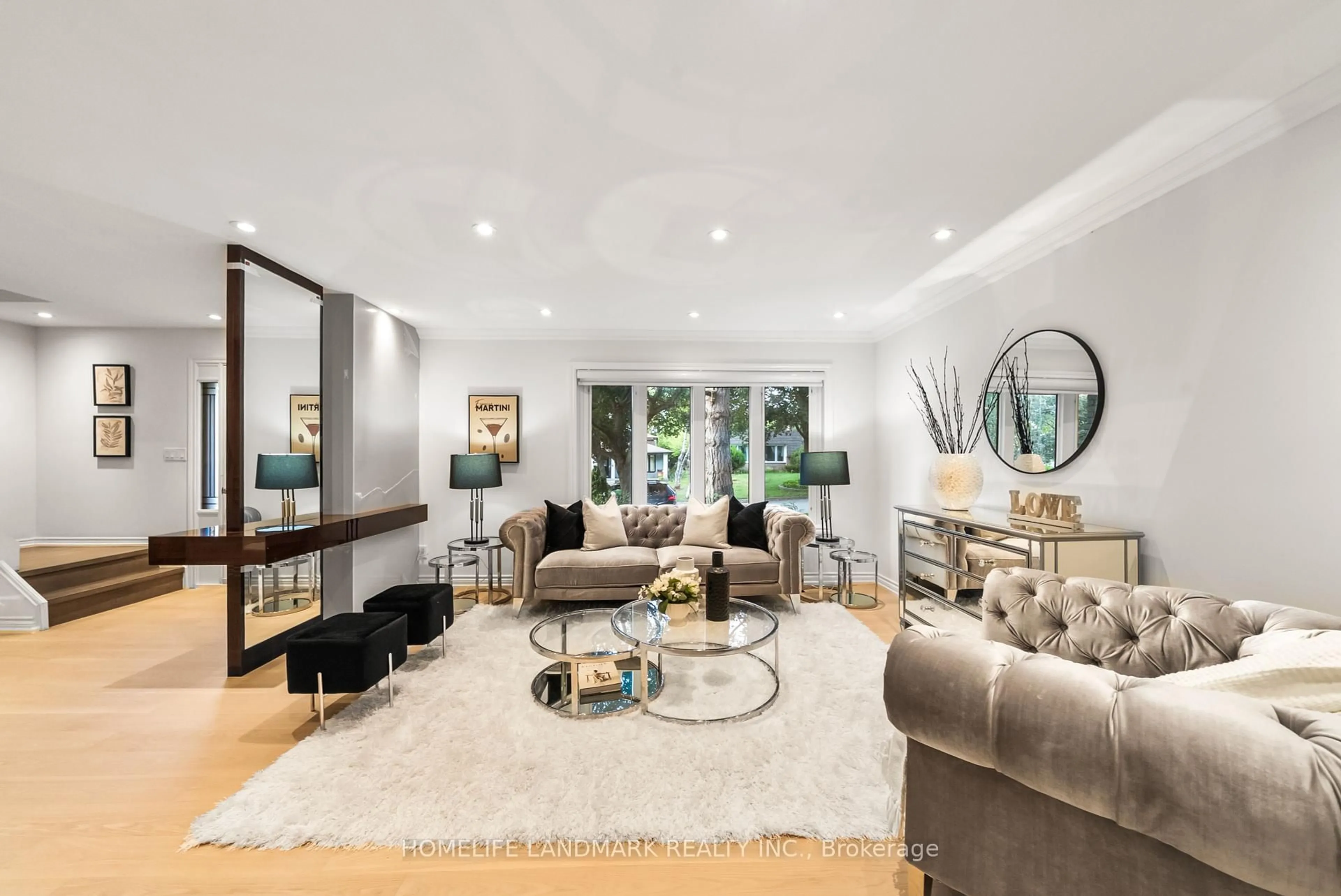 Living room with furniture, unknown for 11 Jondan Cres, Markham Ontario L3T 3Z4