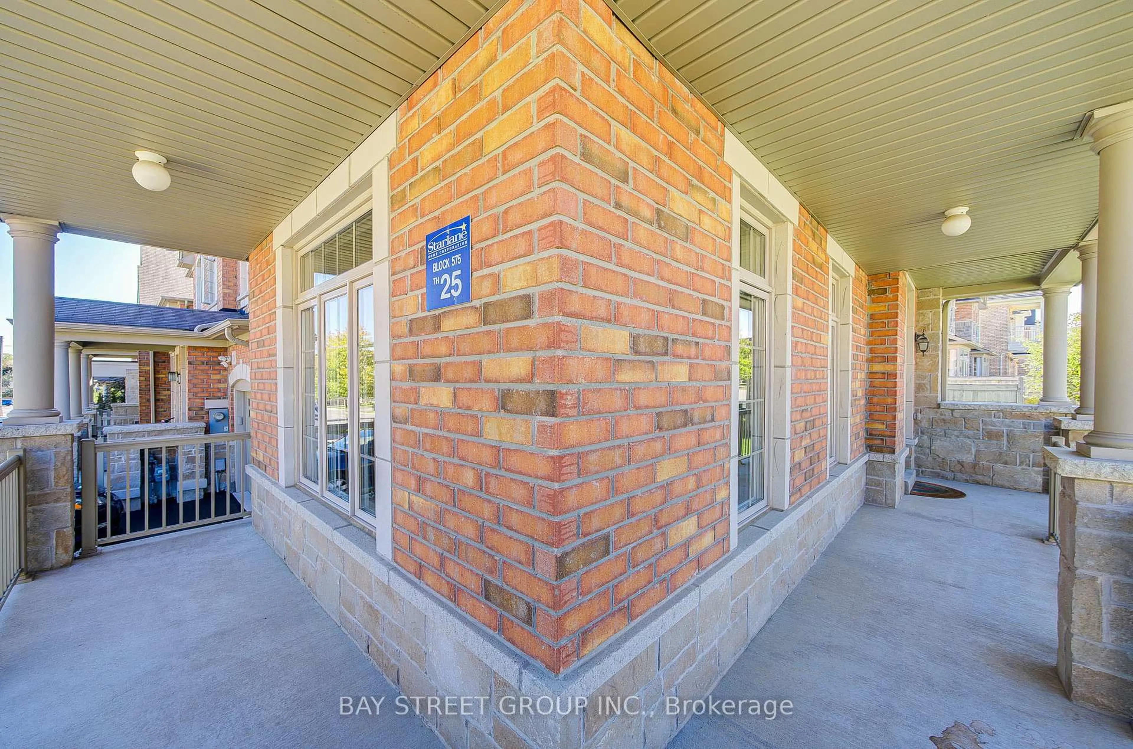 Unknown for 30 William Berczy Blvd, Markham Ontario L6C 0R7