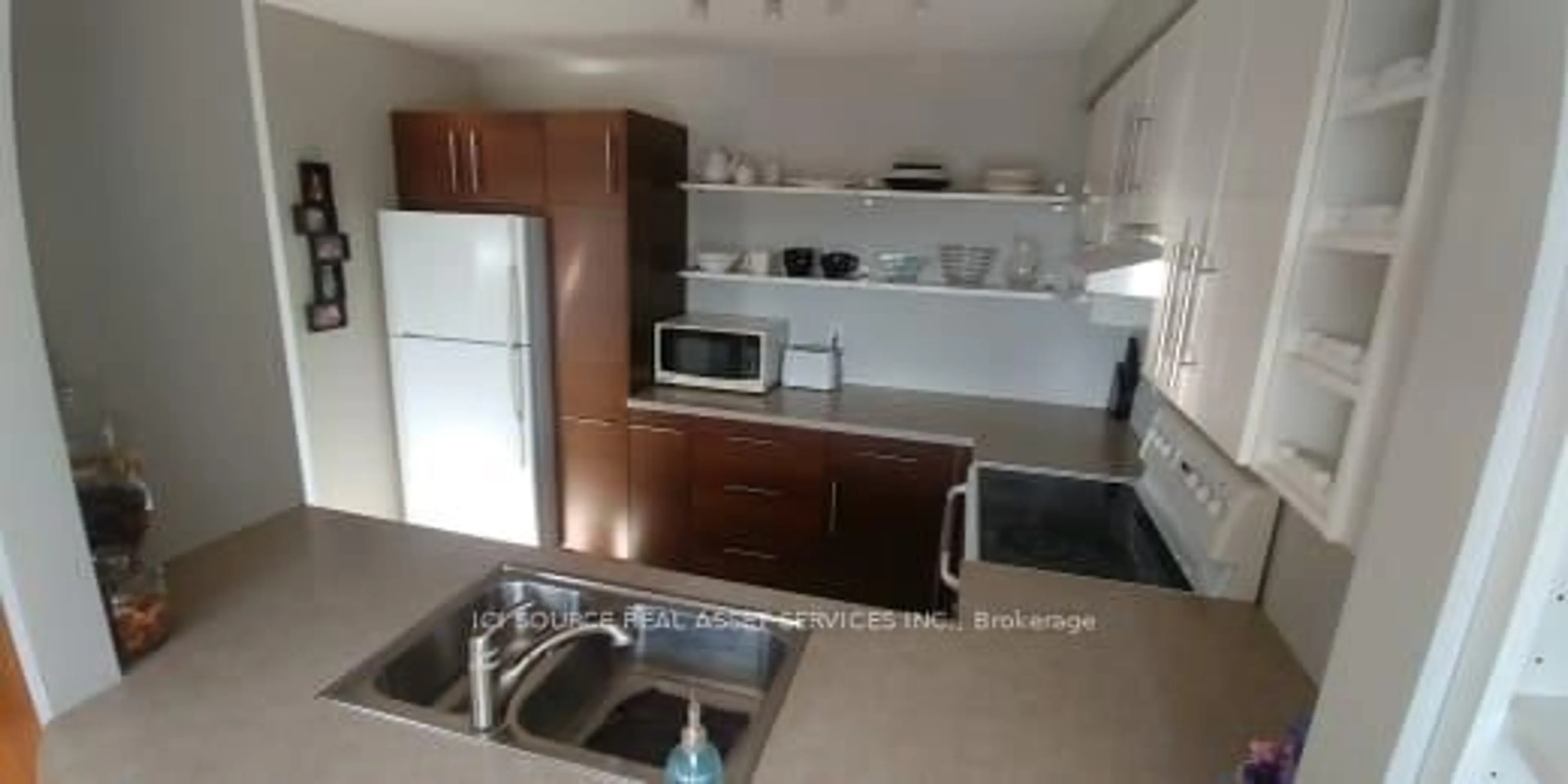 Standard kitchen, unknown for 103 Lorne St, Brock Ontario L0C 1H0