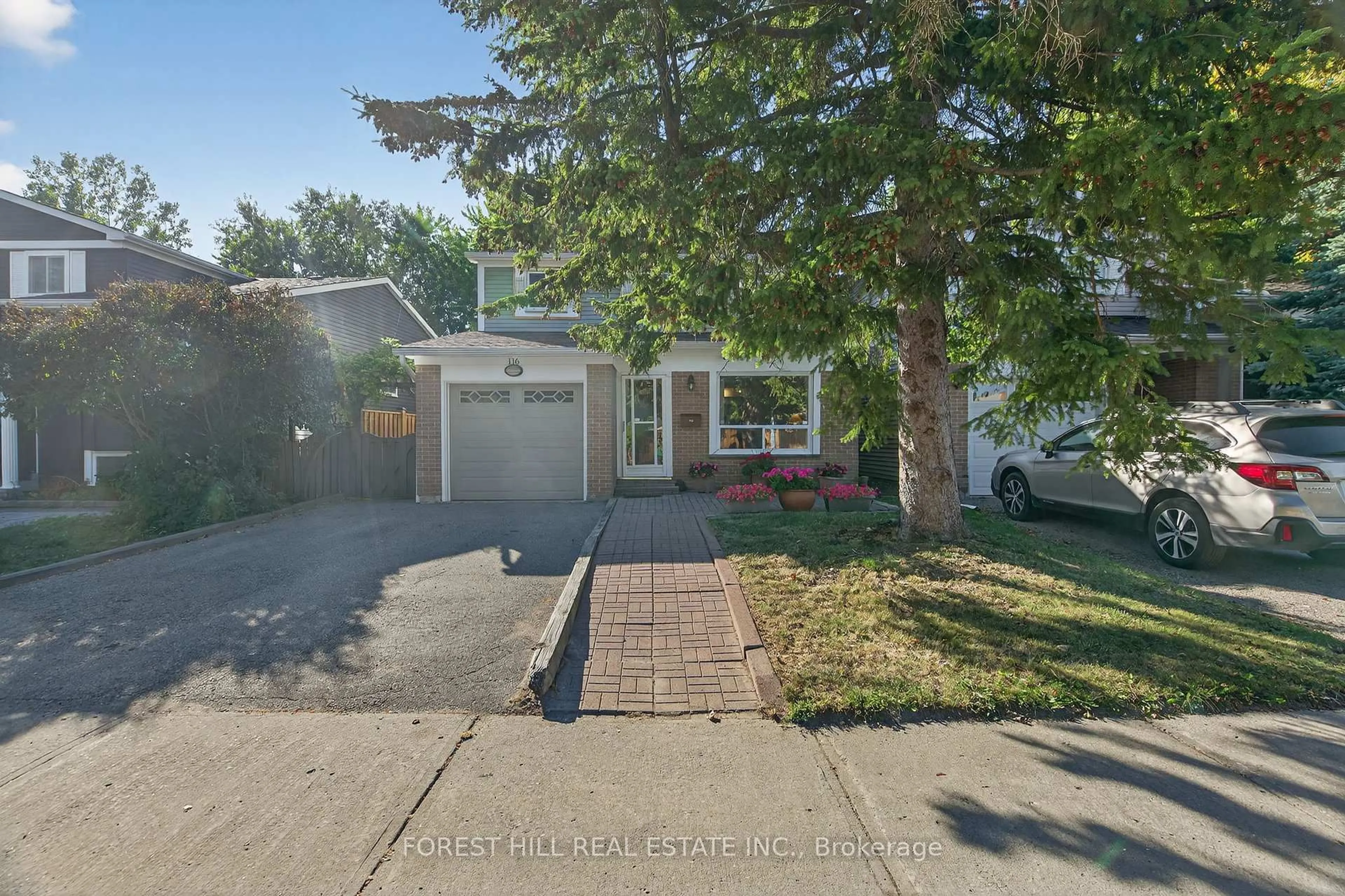 Unknown for 116 Springhead Gdns, Richmond Hill Ontario L4C 5C4