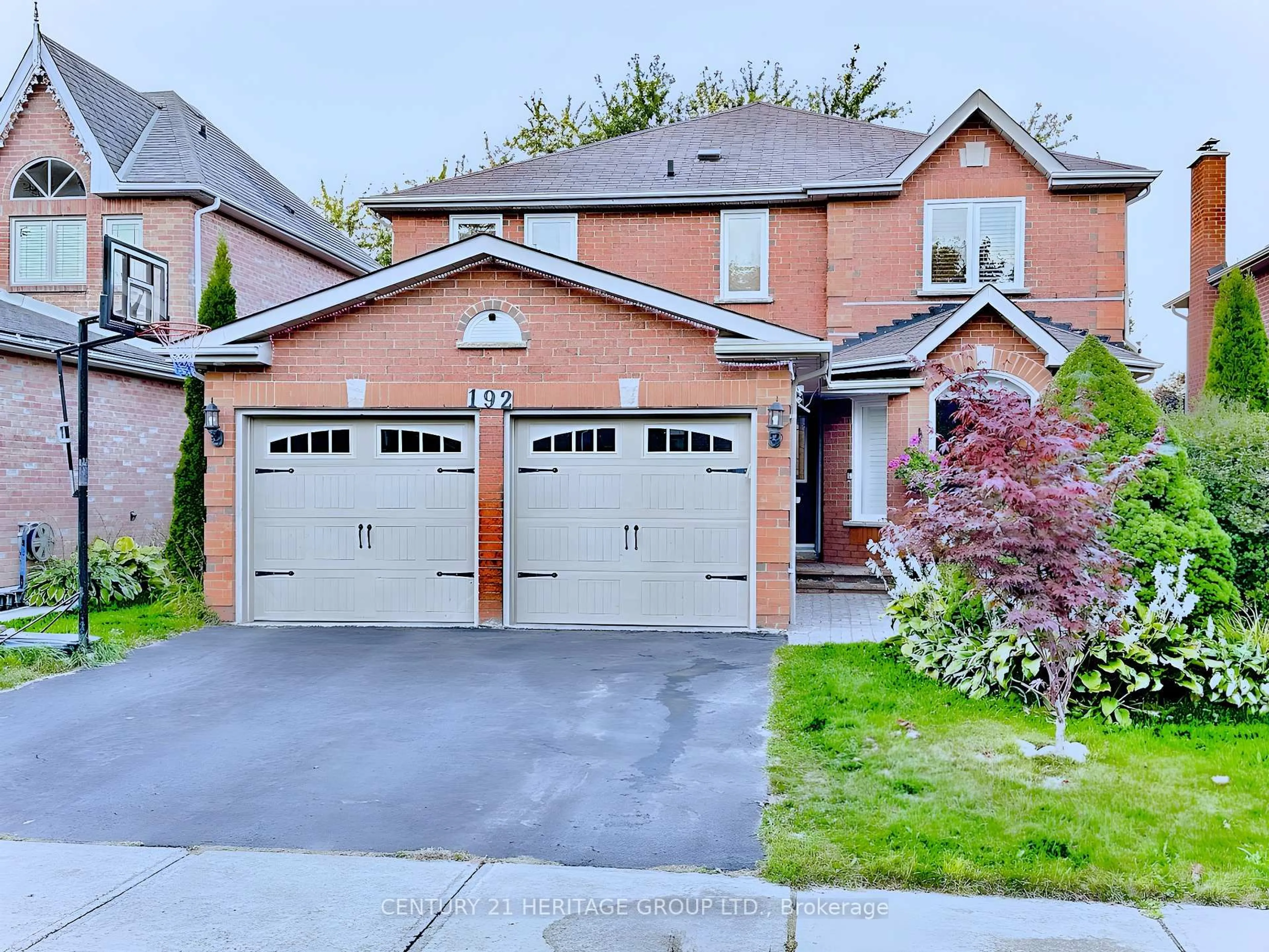 Home with brick exterior material, street for 192 Covent Cres, Aurora Ontario L4G 6P9