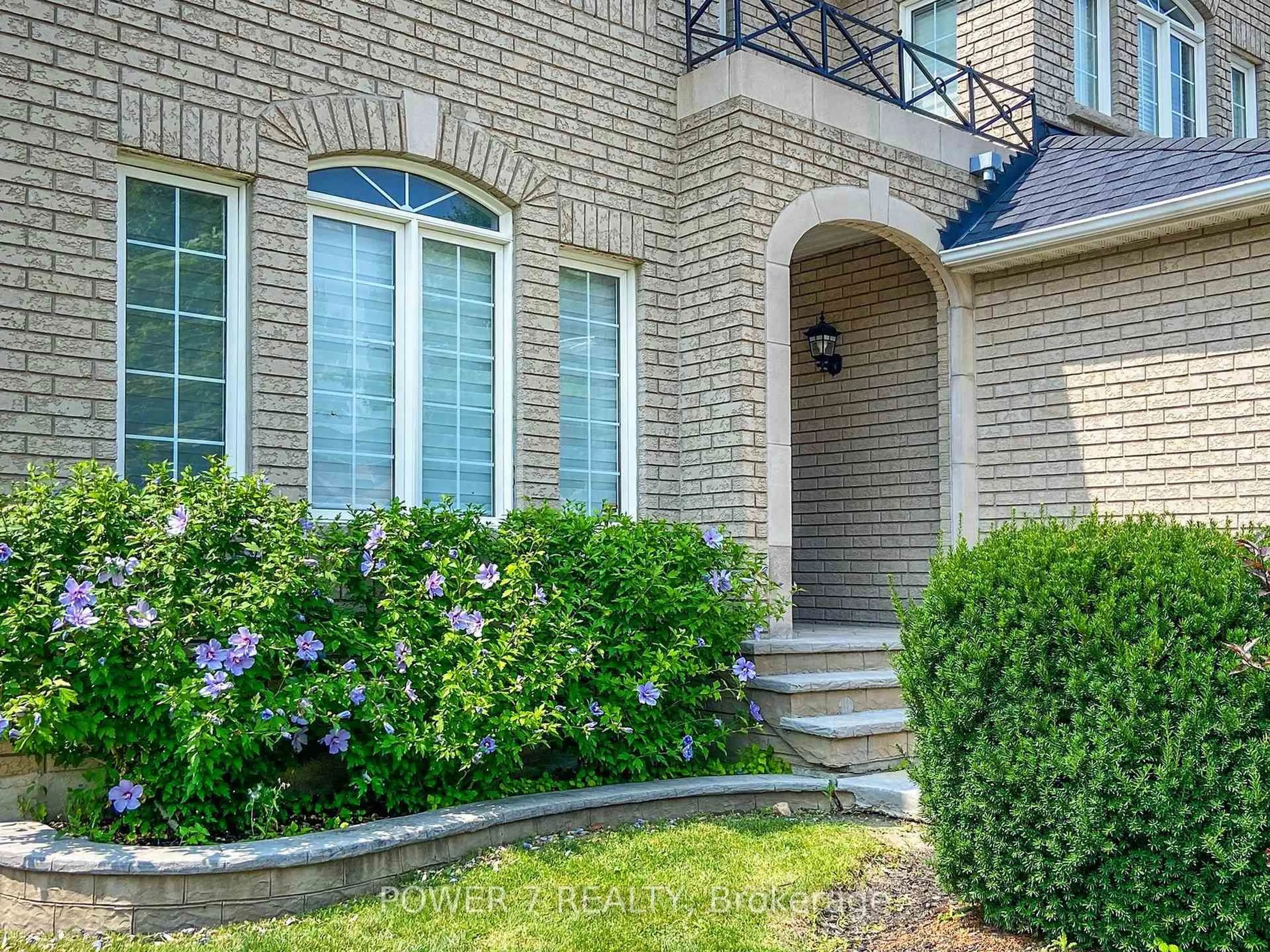Home with brick exterior material, street for 8 Mumberson Crt, Markham Ontario L6C 1Y4