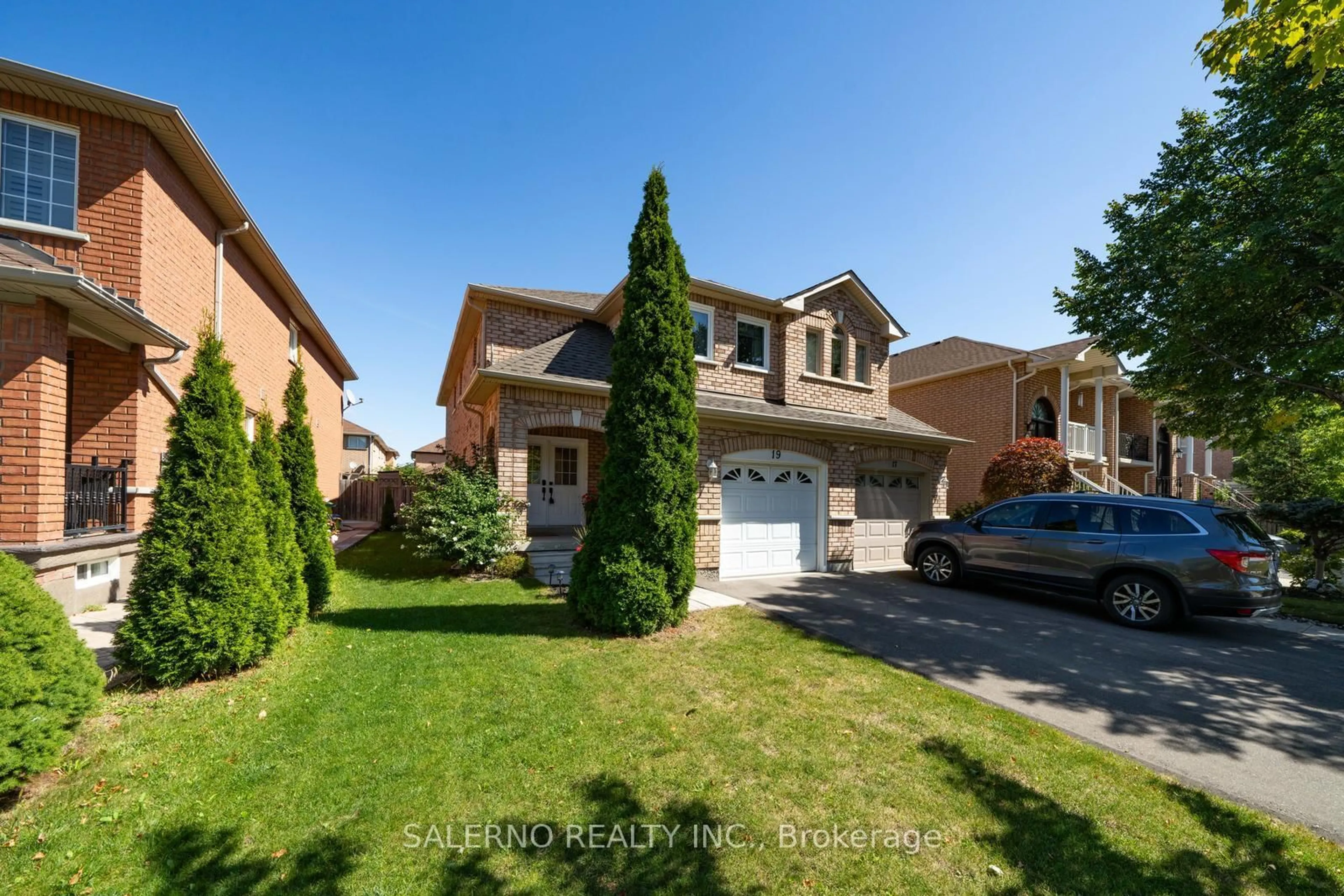 Unknown for 19 Ed Quigg Way, Vaughan Ontario L4H 2S2