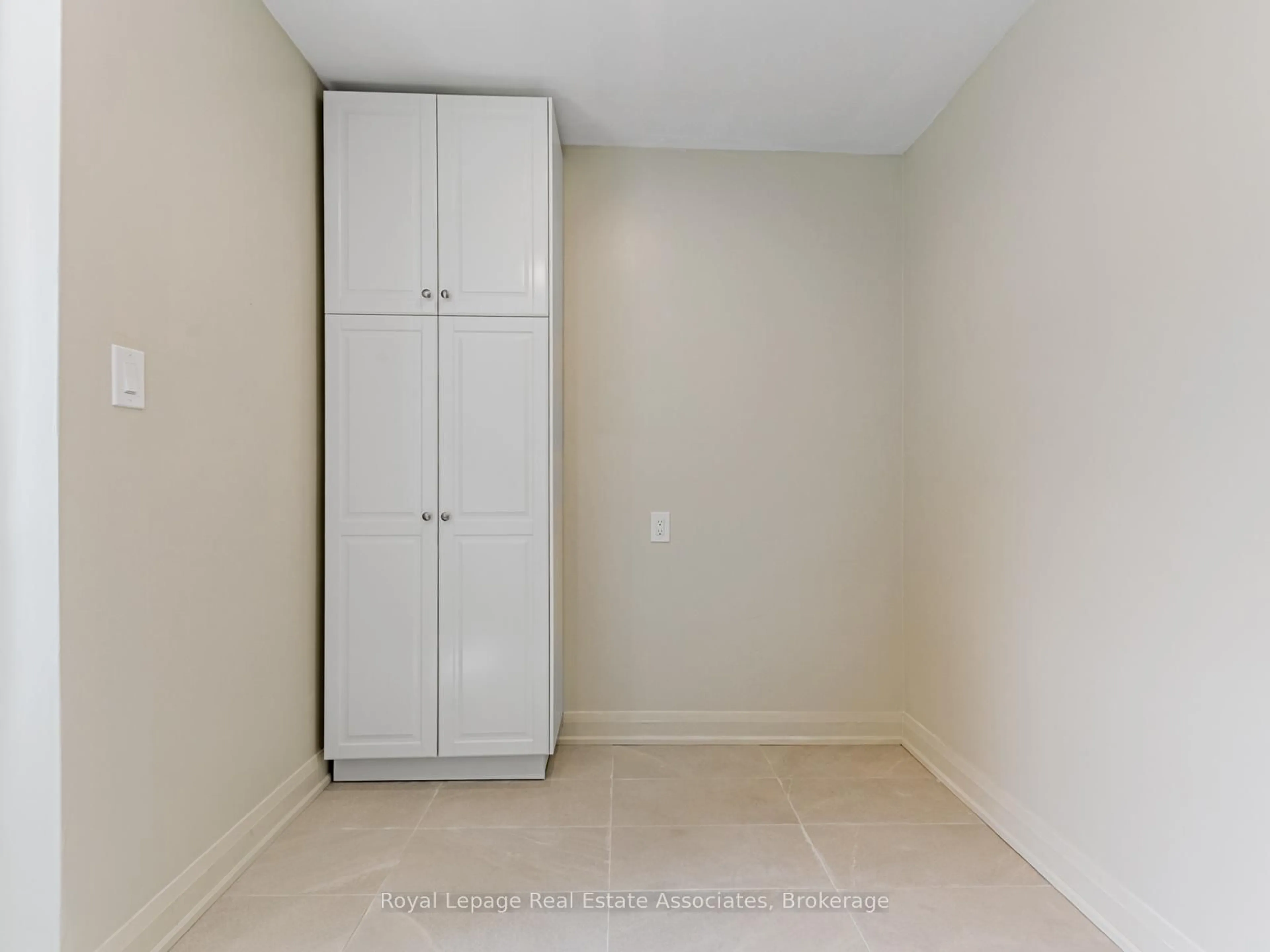 A pic of a room for 273 Bluegrass Blvd, Richmond Hill Ontario L4C 3H1