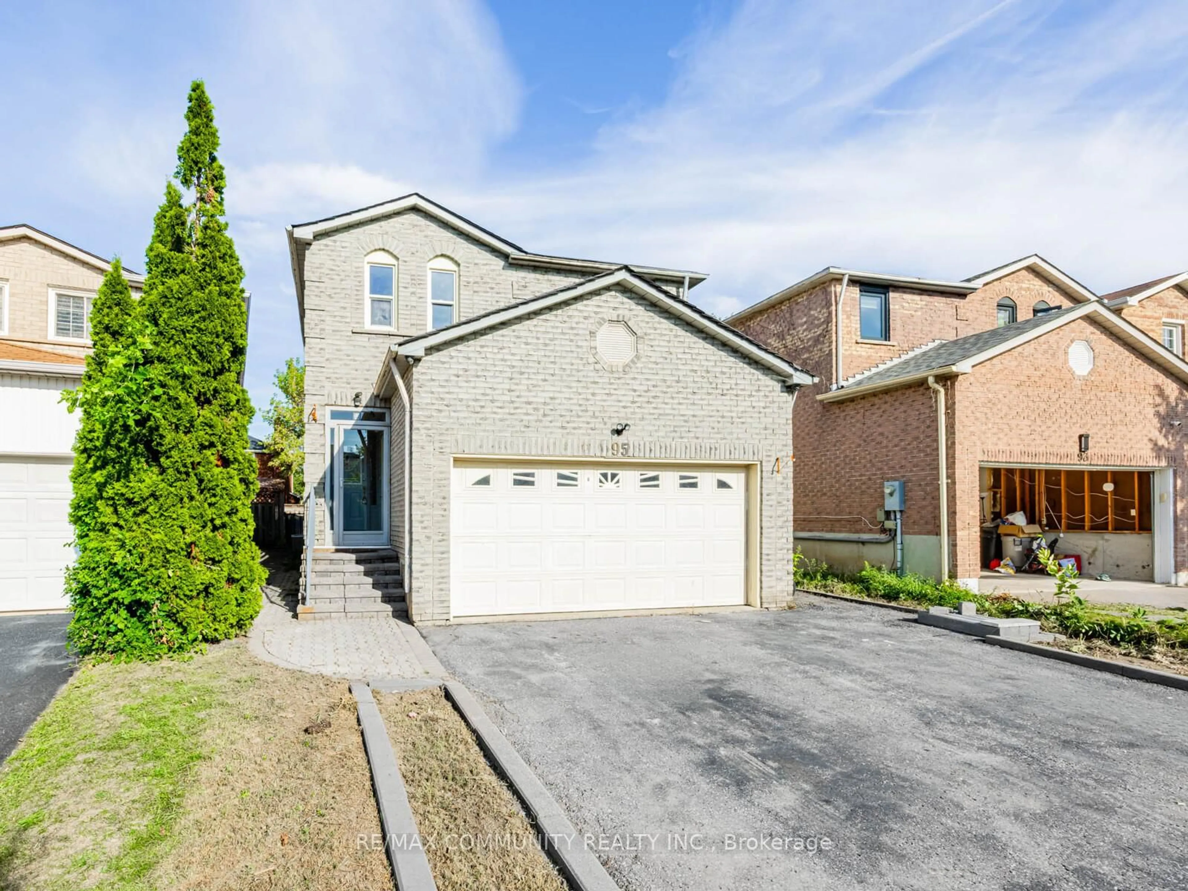 Home with brick exterior material, street for 95 Ketchum Cres, Markham Ontario L3S 3G4