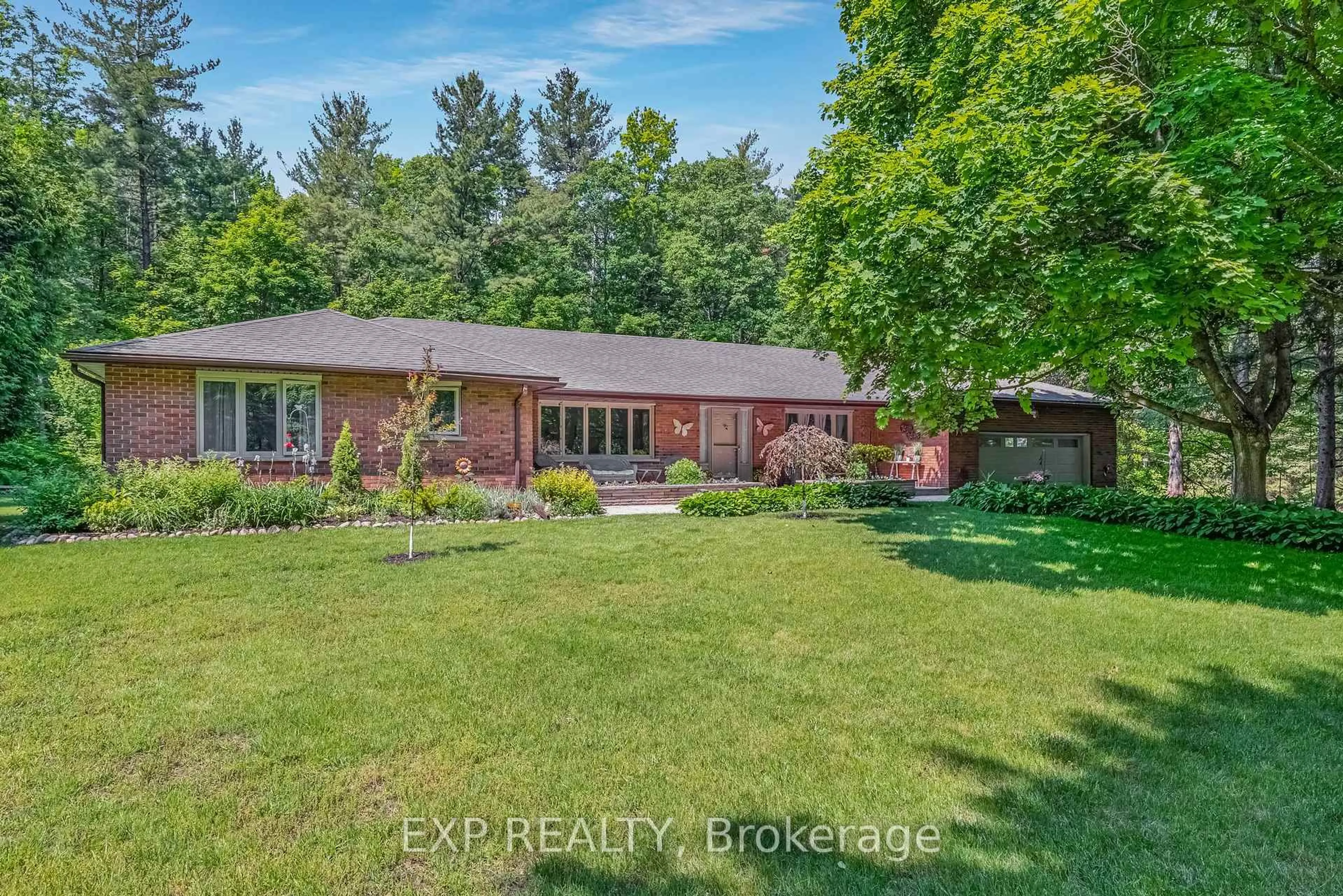 A pic from outside/outdoor area/front of a property/back of a property/a pic from drone, unknown for 5060 Concession 6 Rd, Uxbridge Ontario L9P 0K7