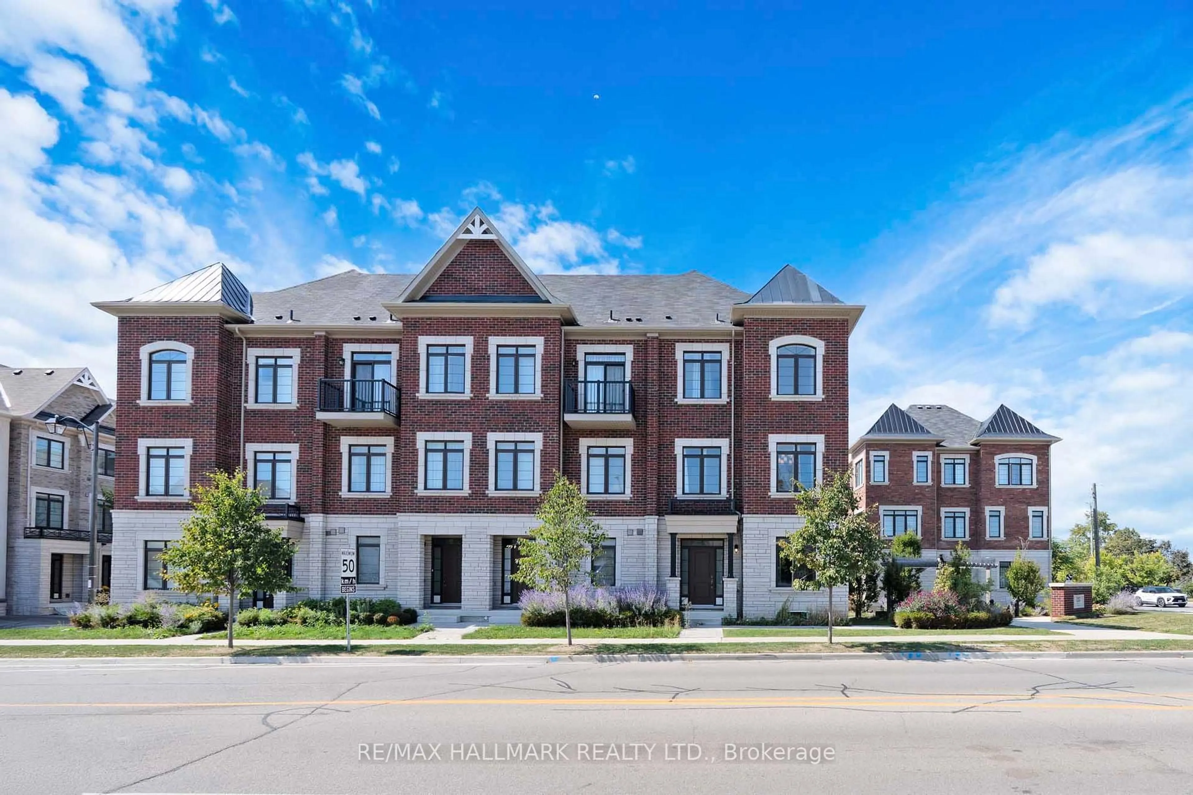 Home with brick exterior material, building for 18 John Greene Lane, Richmond Hill Ontario L4S 0L9