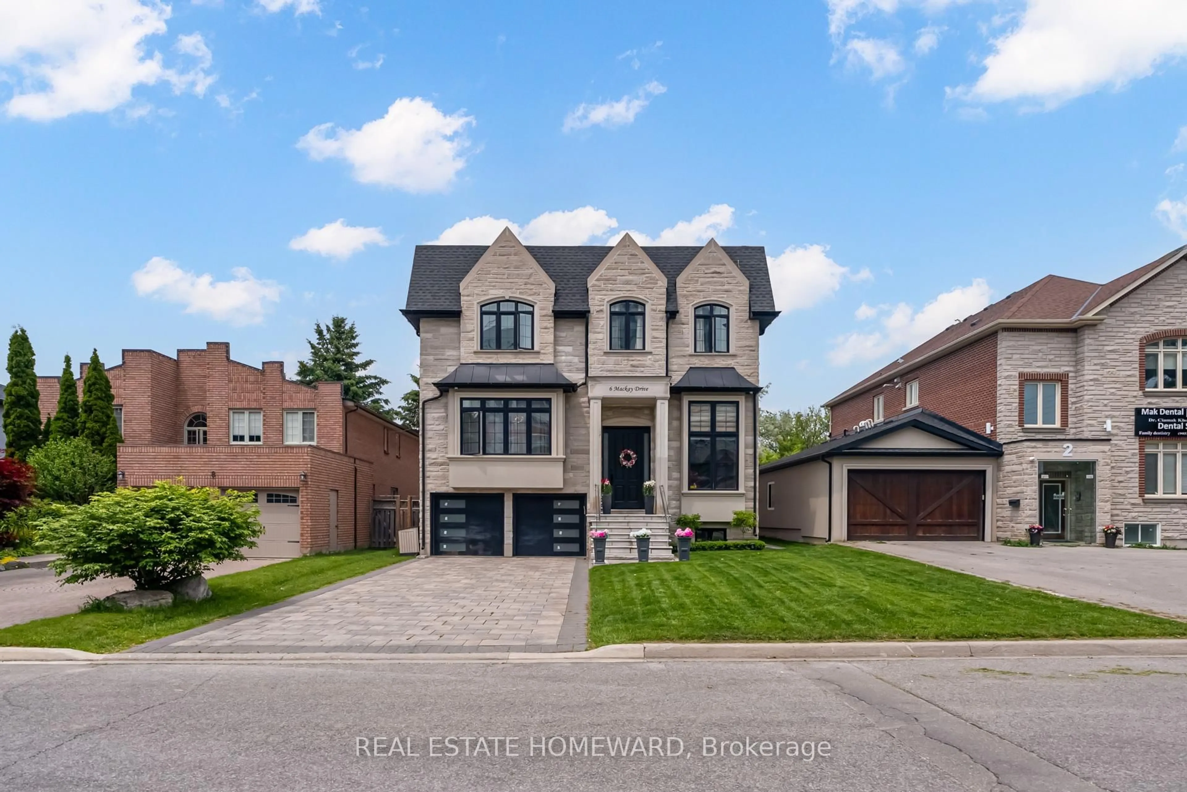 Home with brick exterior material, street for 6 Mackay Dr, Richmond Hill Ontario L4C 6P1