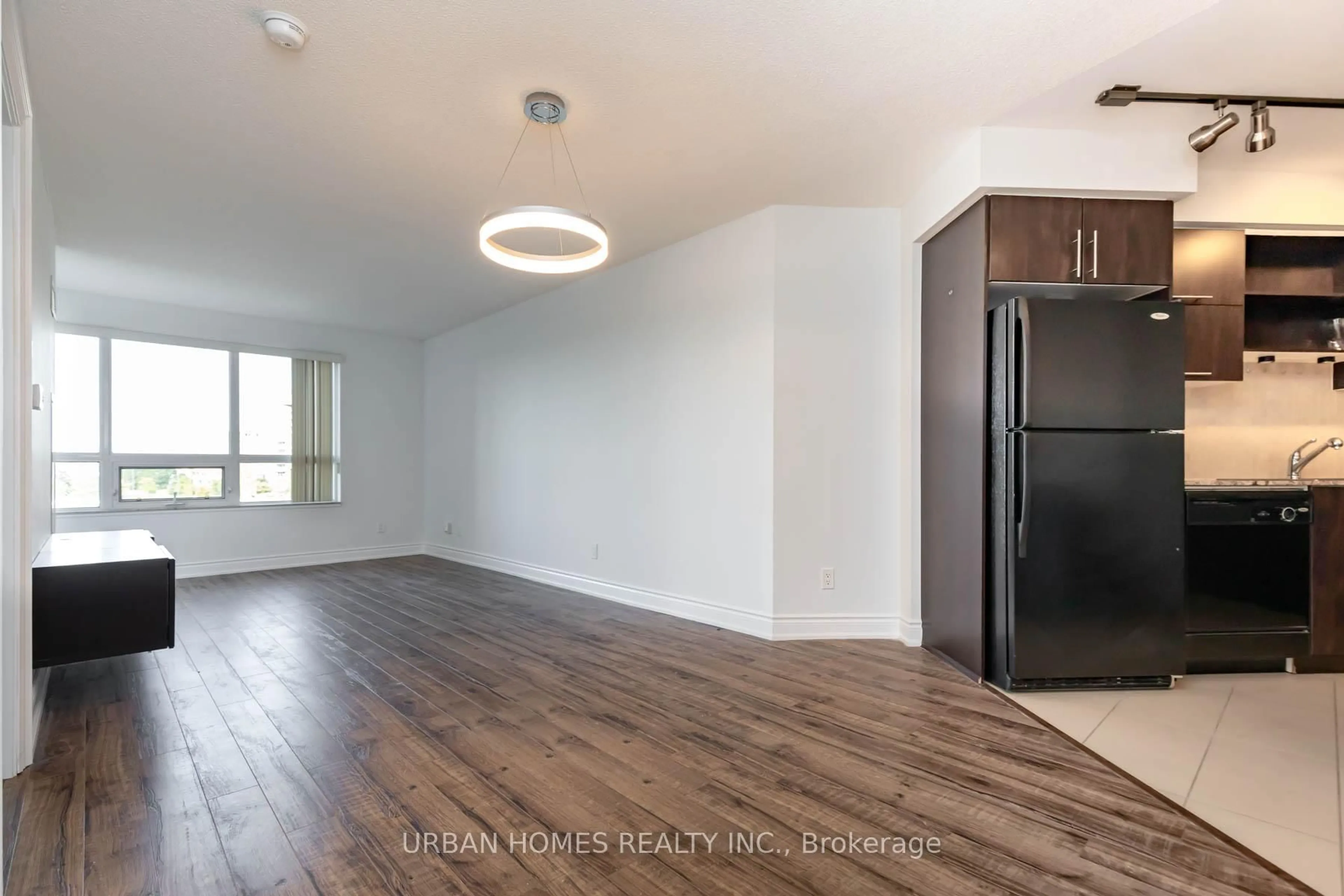 A pic of a room for 60 South Town Centre Blvd #620, Markham Ontario L6G 0C5