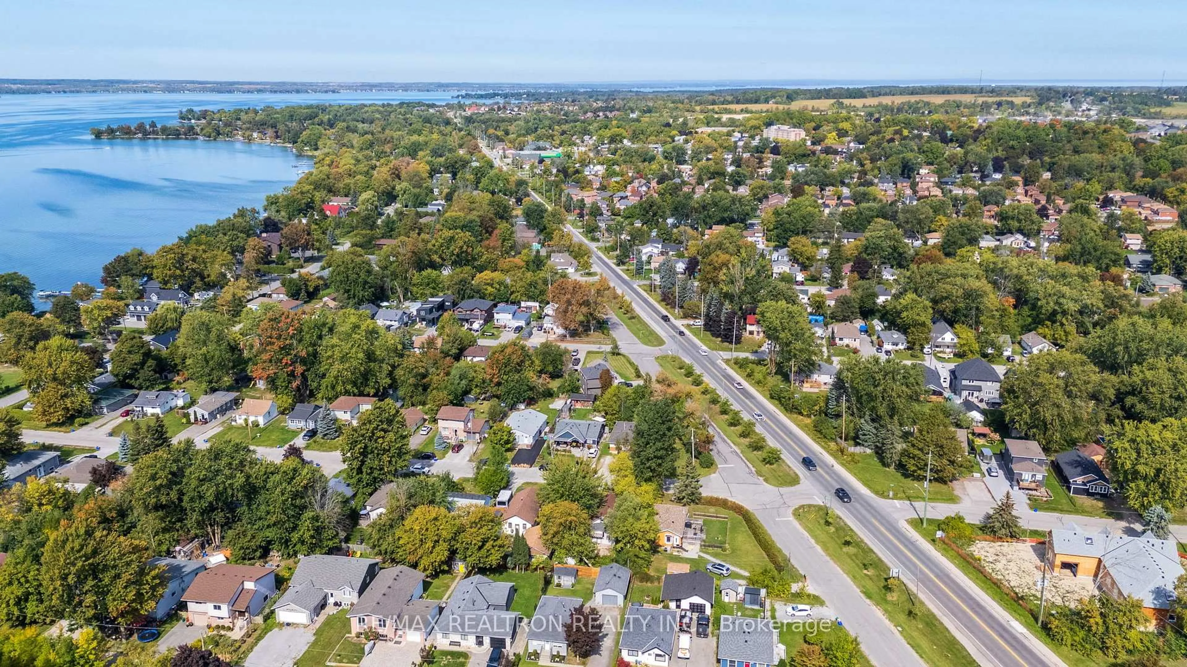 A pic from outside/outdoor area/front of a property/back of a property/a pic from drone, water/lake/river/ocean view for 183 Beach Rd, Georgina Ontario L4P 2L7