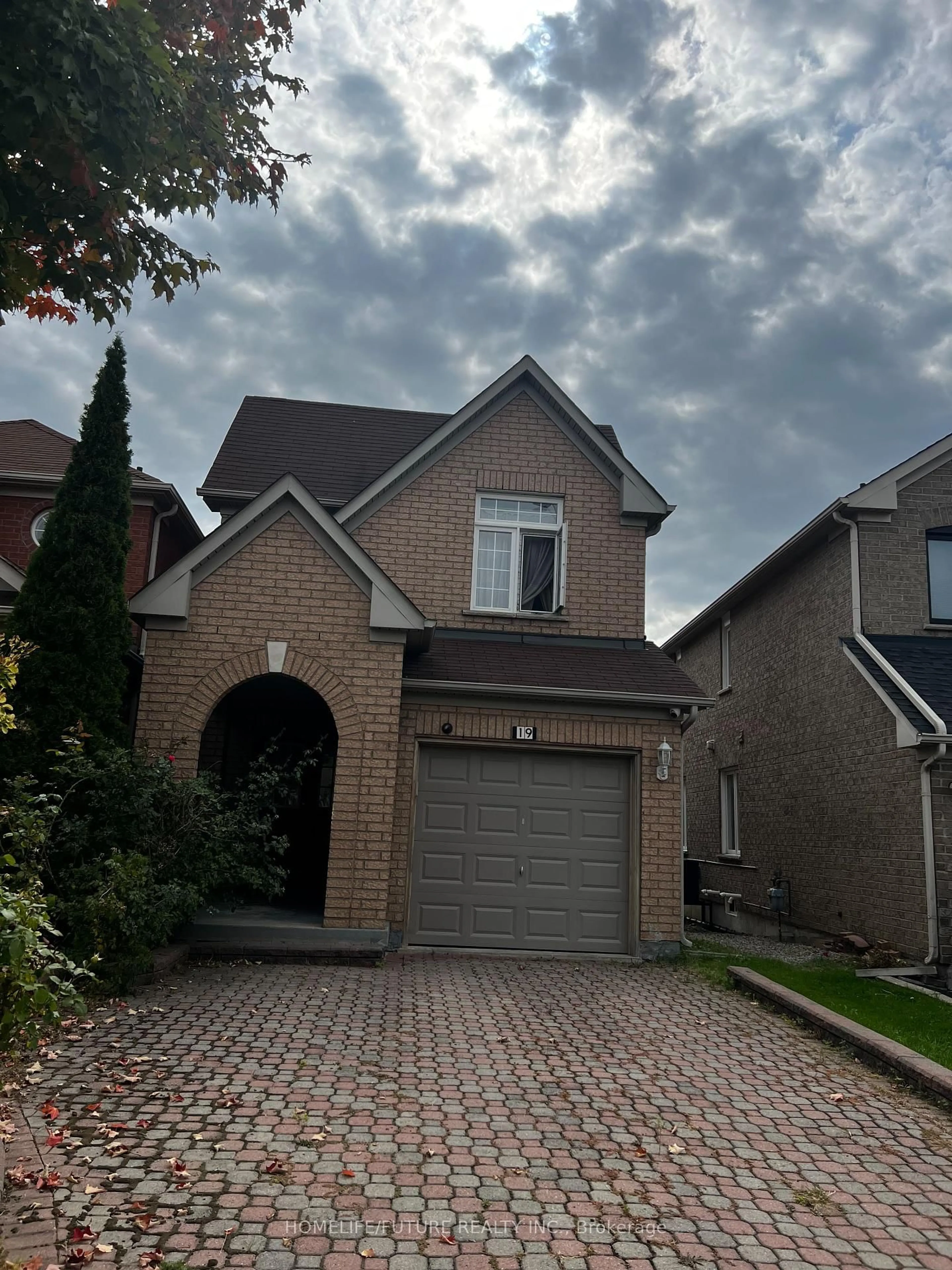 Home with brick exterior material, street for 19 Charles Brown Rd, Markham Ontario L3S 4T3