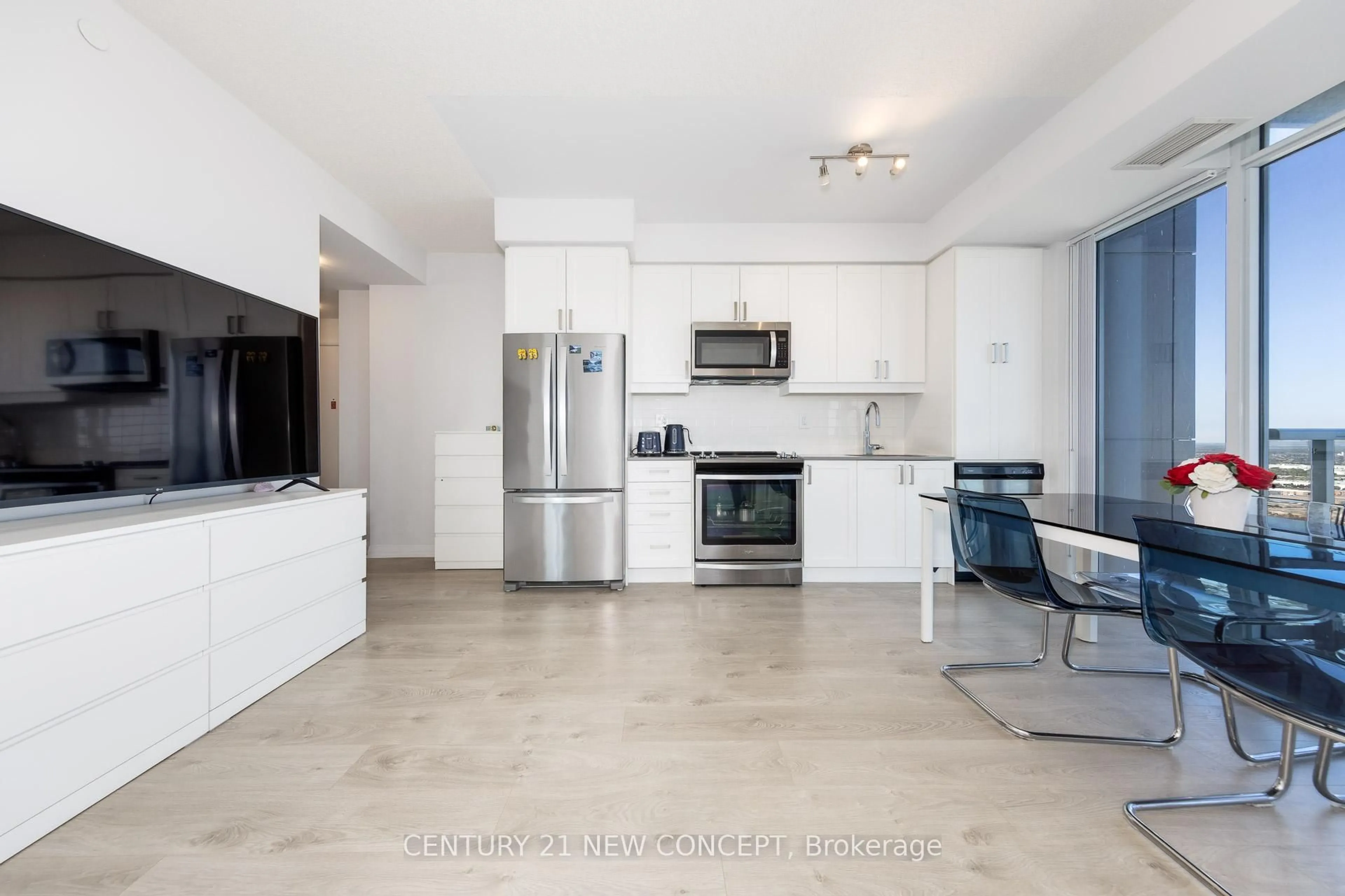 Open concept kitchen, ceramic/tile floor for 7895 Jane St #3415, Vaughan Ontario L4K 0K2