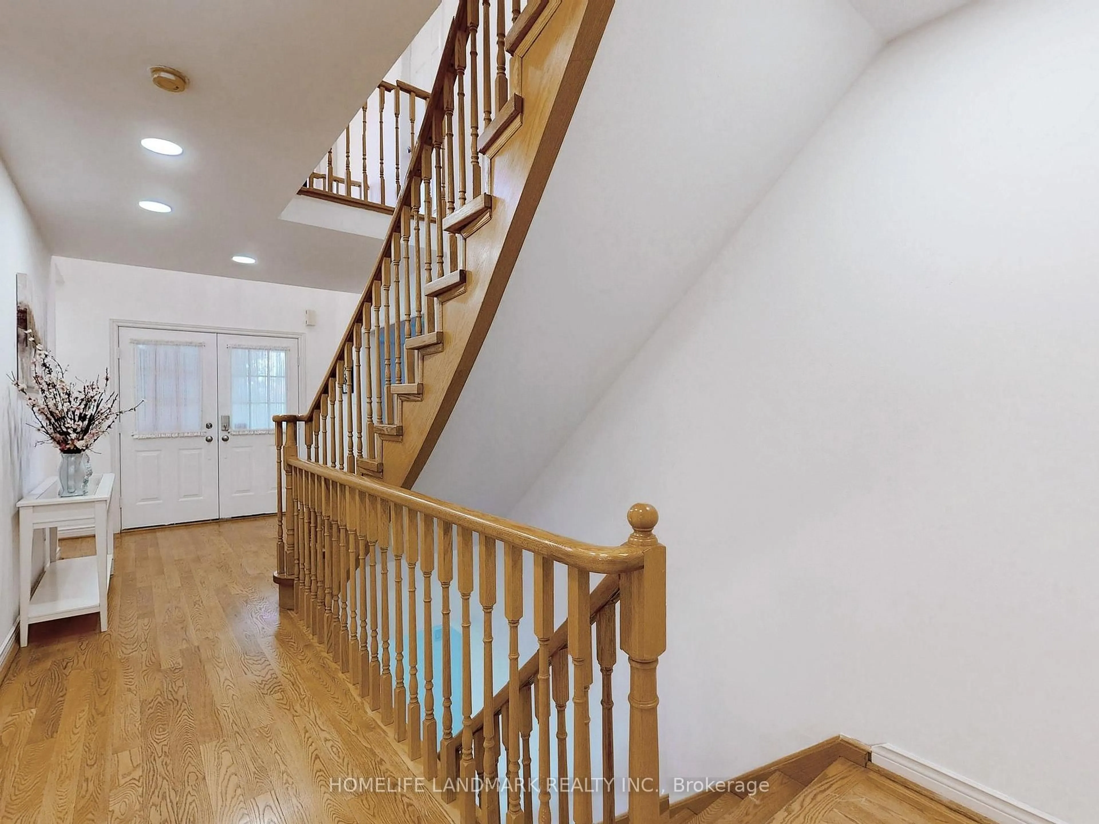 Stairs for 64 Bradgate Dr, Markham Ontario L3T 7L9
