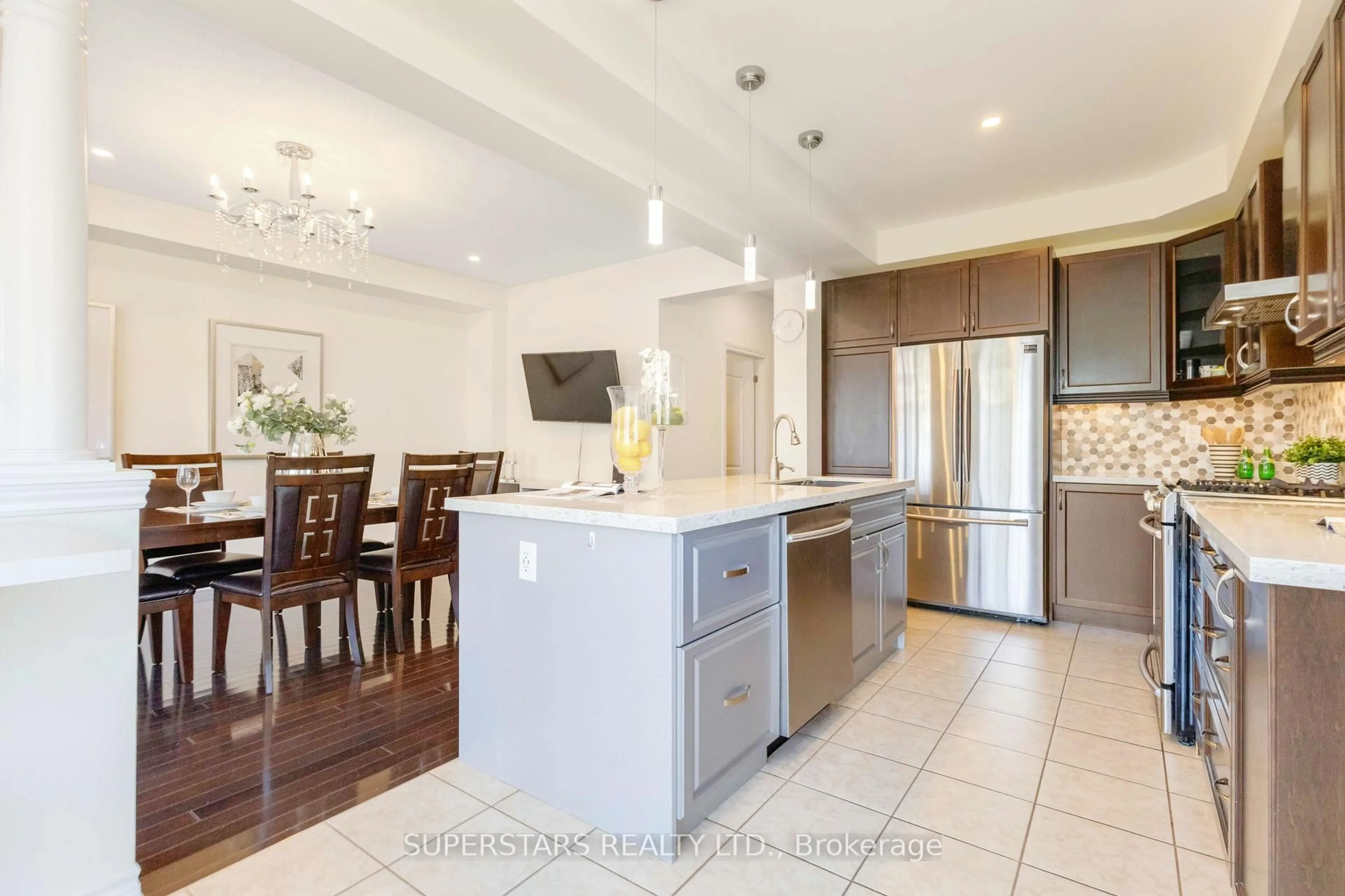 Open concept kitchen, ceramic/tile floor for 70 Living Cres Cres, Markham Ontario L6C 1J5
