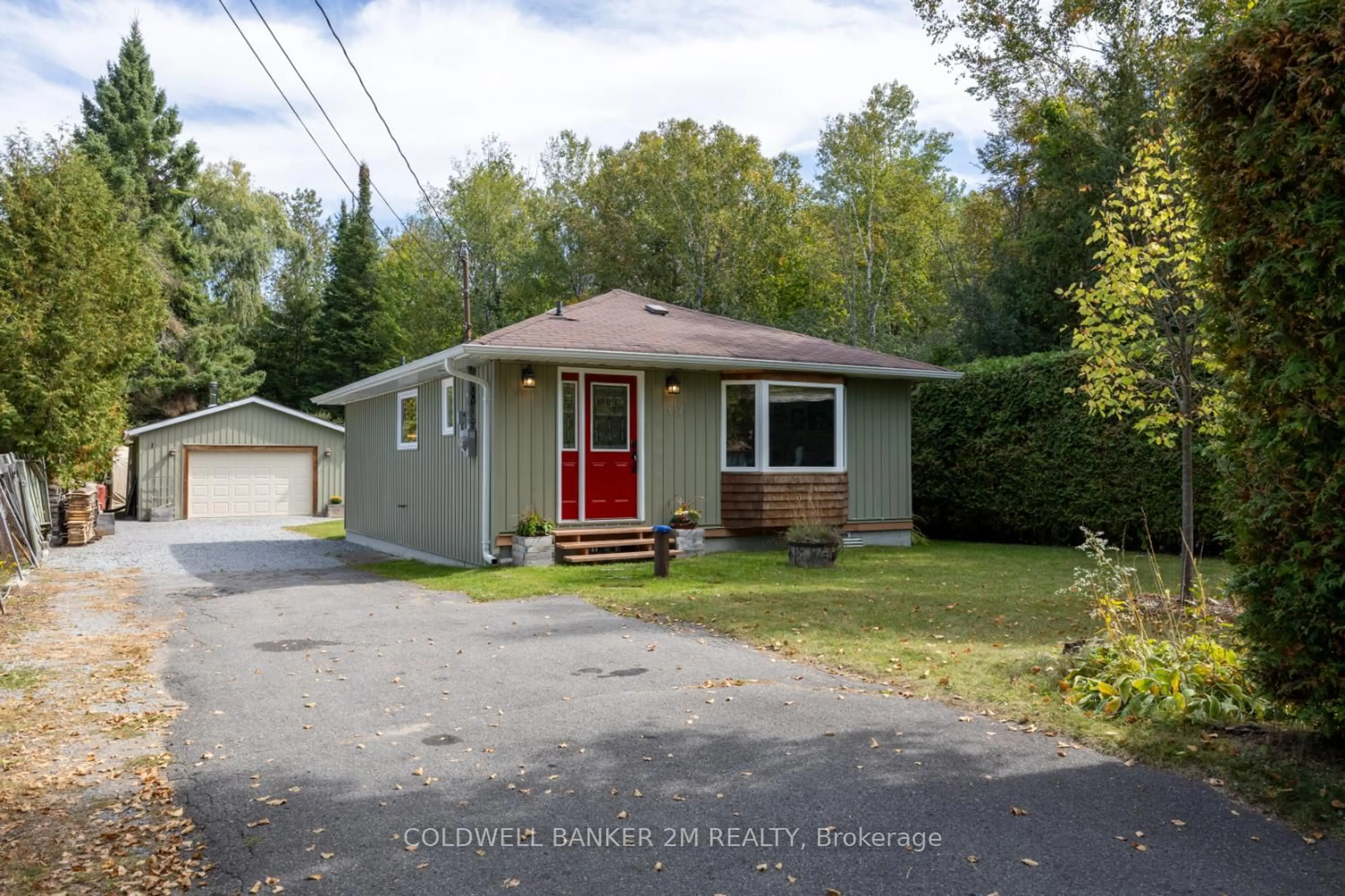 Unknown for 17 Lindell Rd, Georgina Ontario L0E 1N0