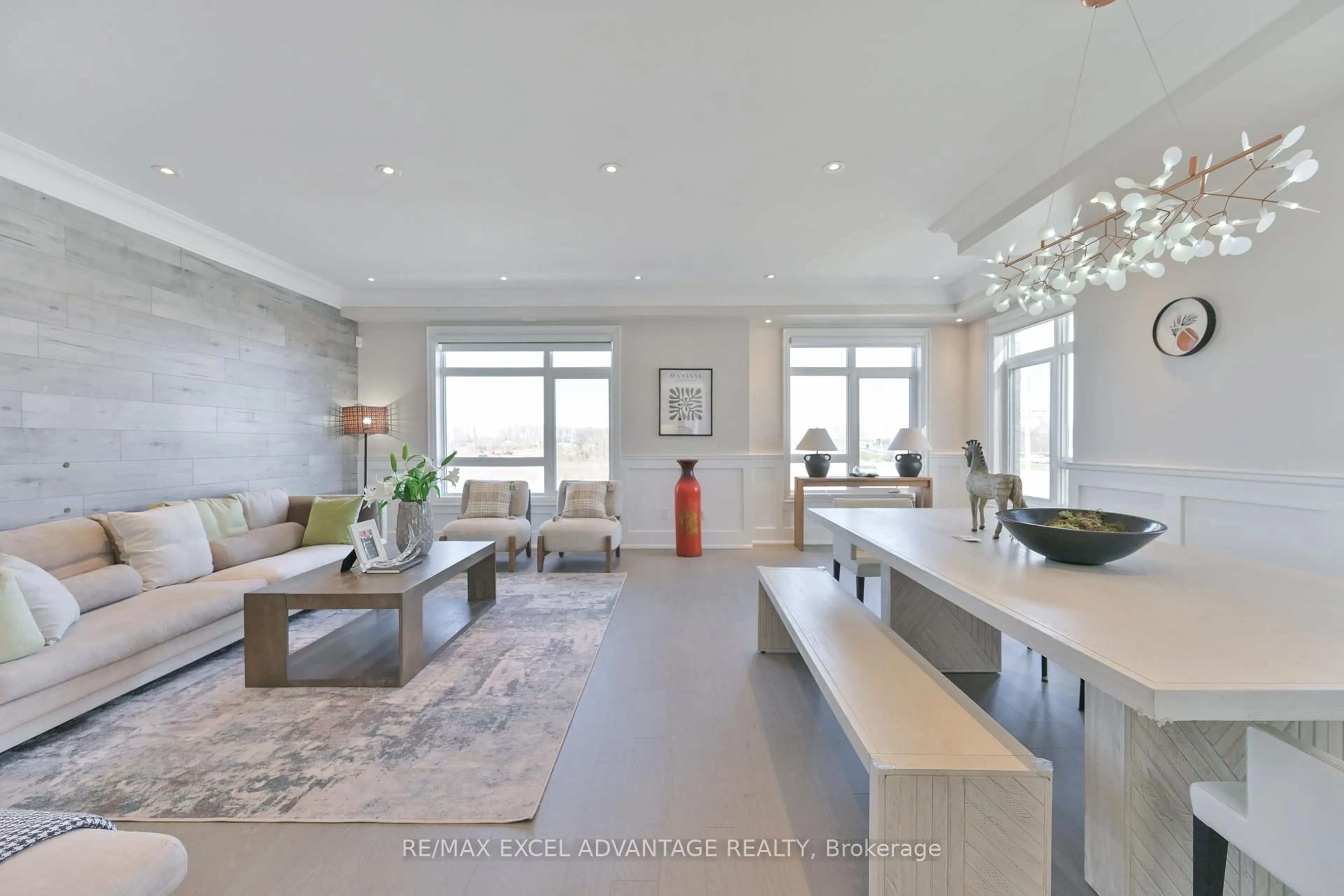 Open concept kitchen, unknown for 50 South Park Rd, Markham Ontario L3T 0G6