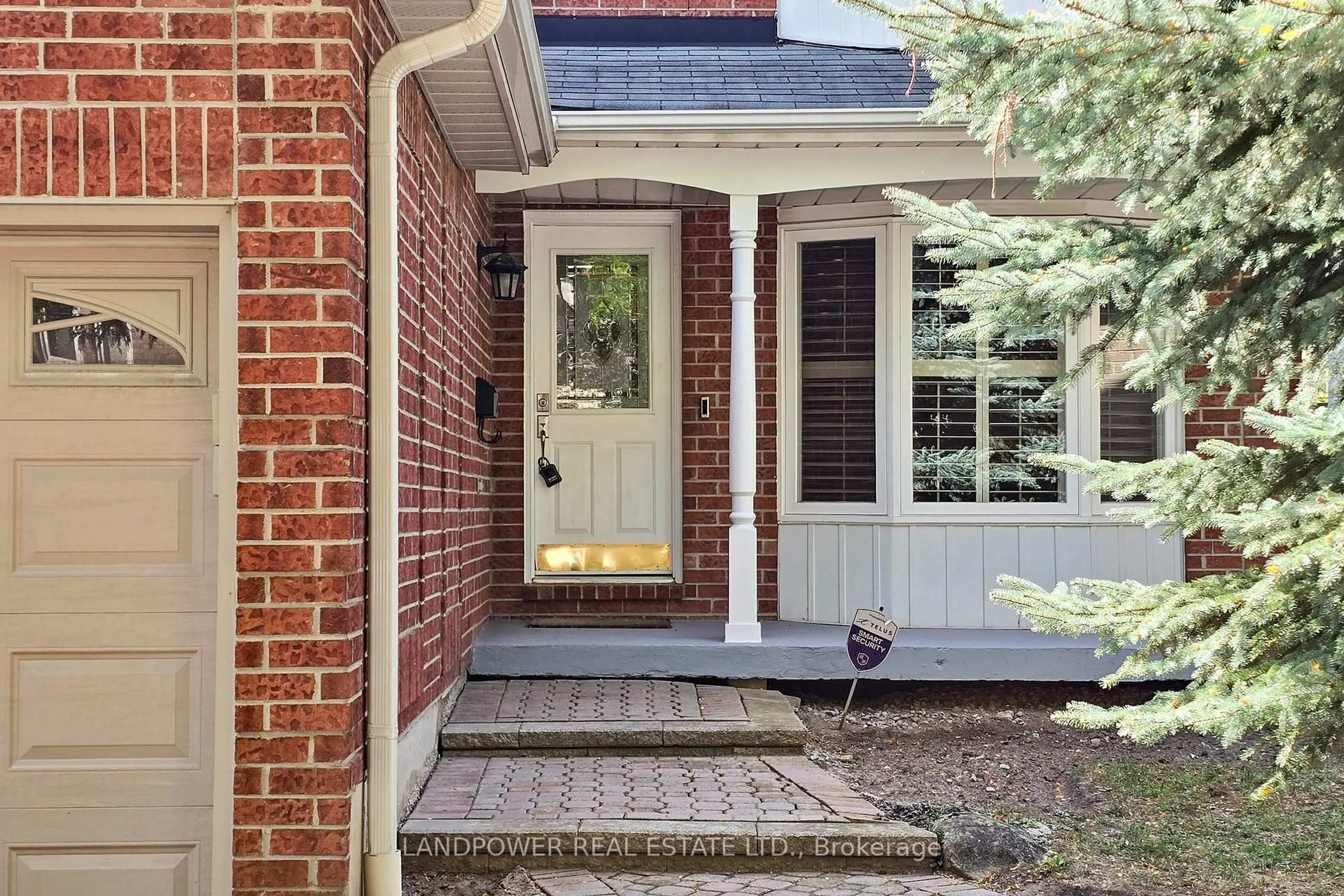 Home with brick exterior material, street for 29 Barlow Rd, Markham Ontario L3R 8A4