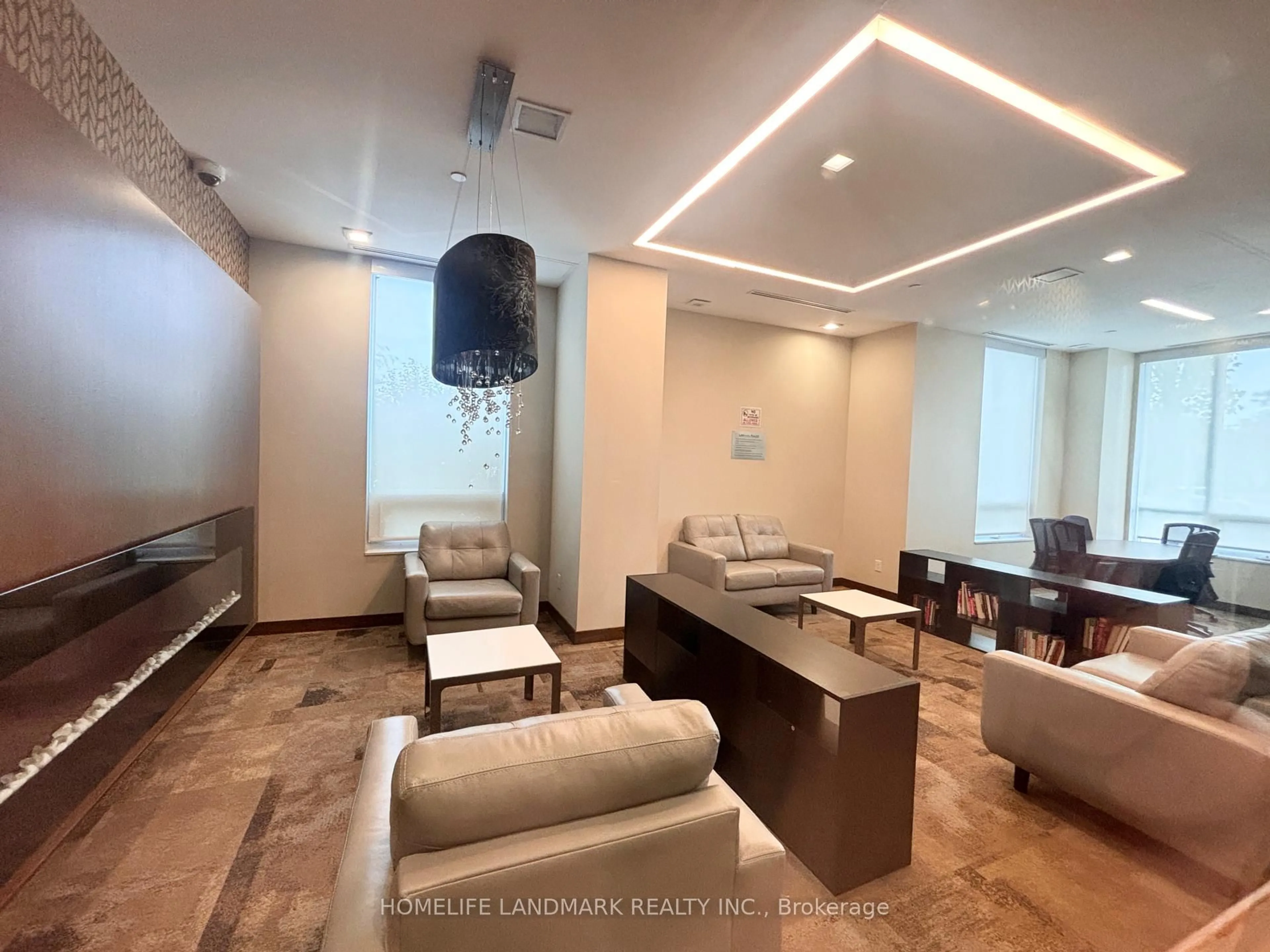 Unknown for 1 Uptown Dr #207, Markham Ontario L3R 5C1