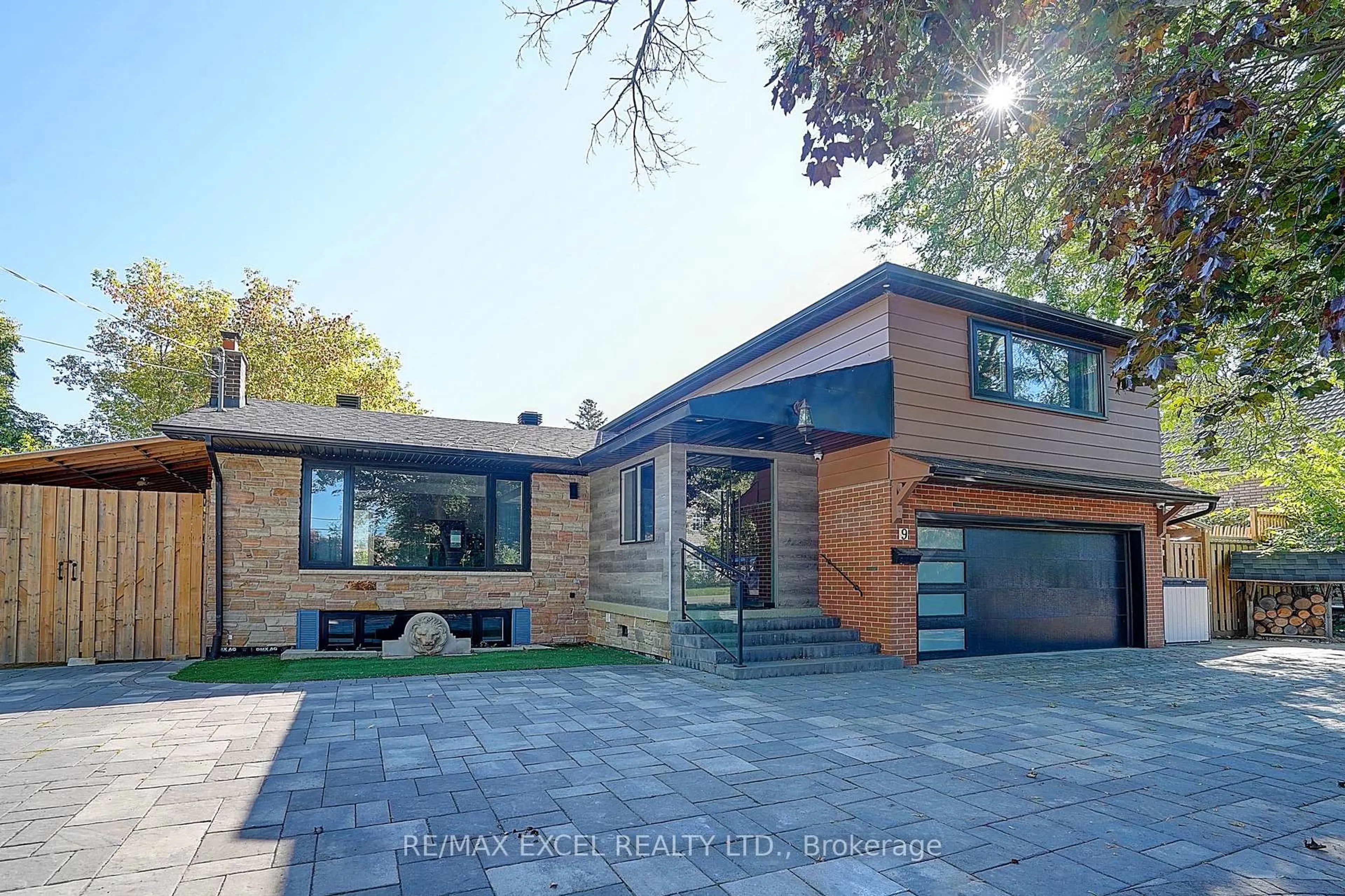 Home with brick exterior material, street for 9 Oakcrest Ave, Markham Ontario L3R 2B9