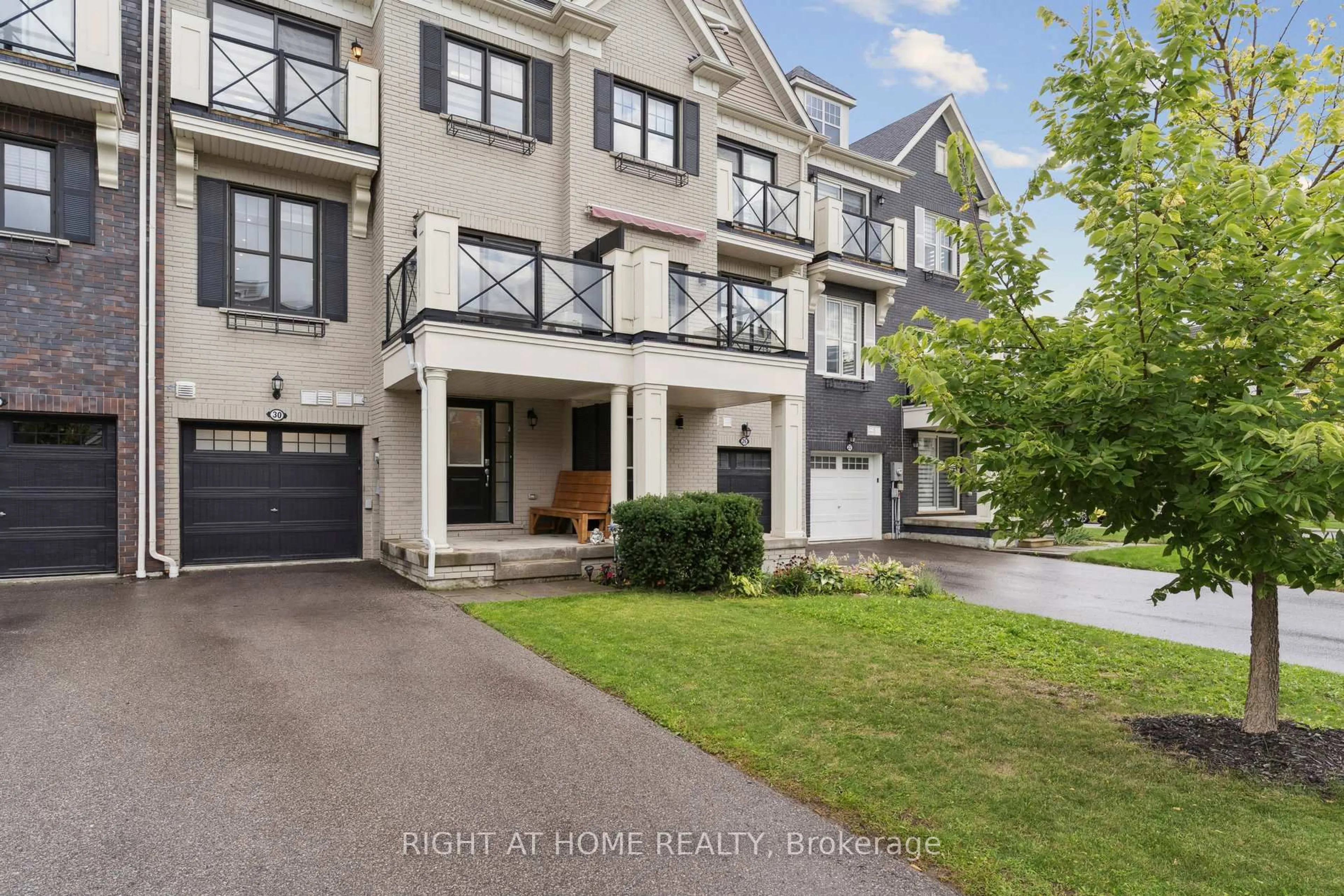 Unknown for 30 Boadway Cres, Whitchurch-Stouffville Ontario L4A 1Y2