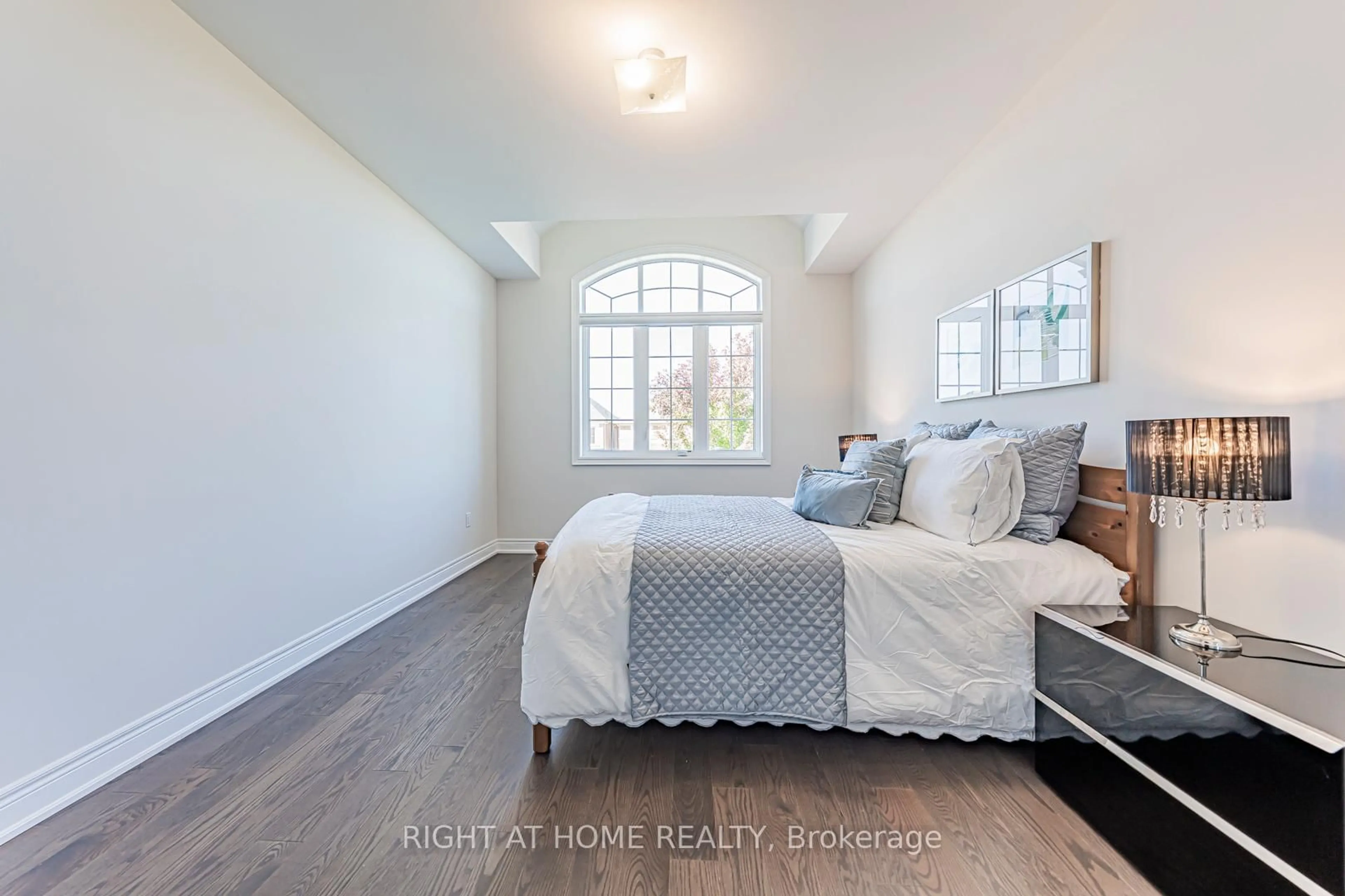 Bedroom with bed, unknown for 551 Somerville Dr, Newmarket Ontario L3X 0K2