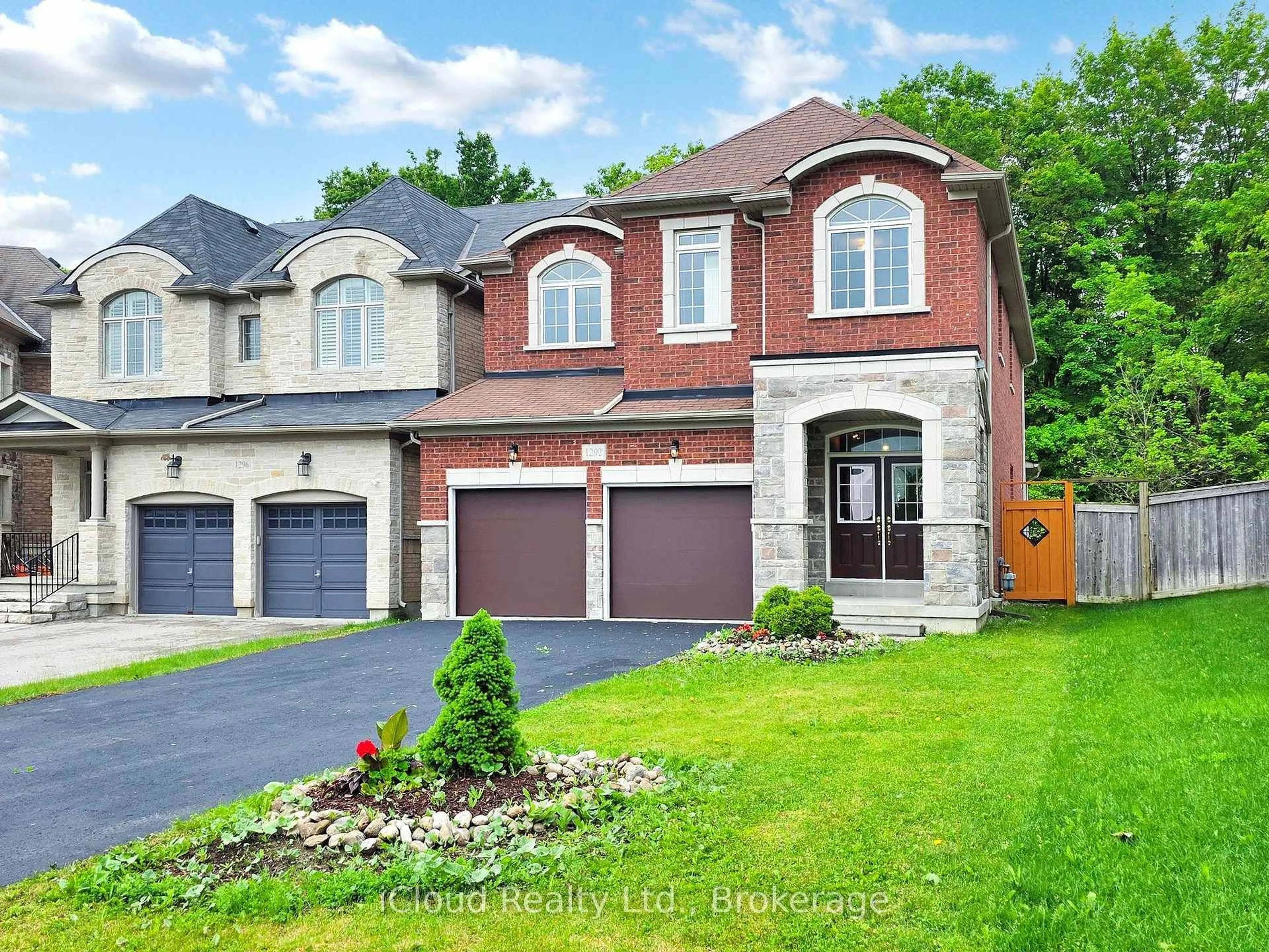 Home with brick exterior material, street for 1292 Mccron Cres, Newmarket Ontario L3X 0C7
