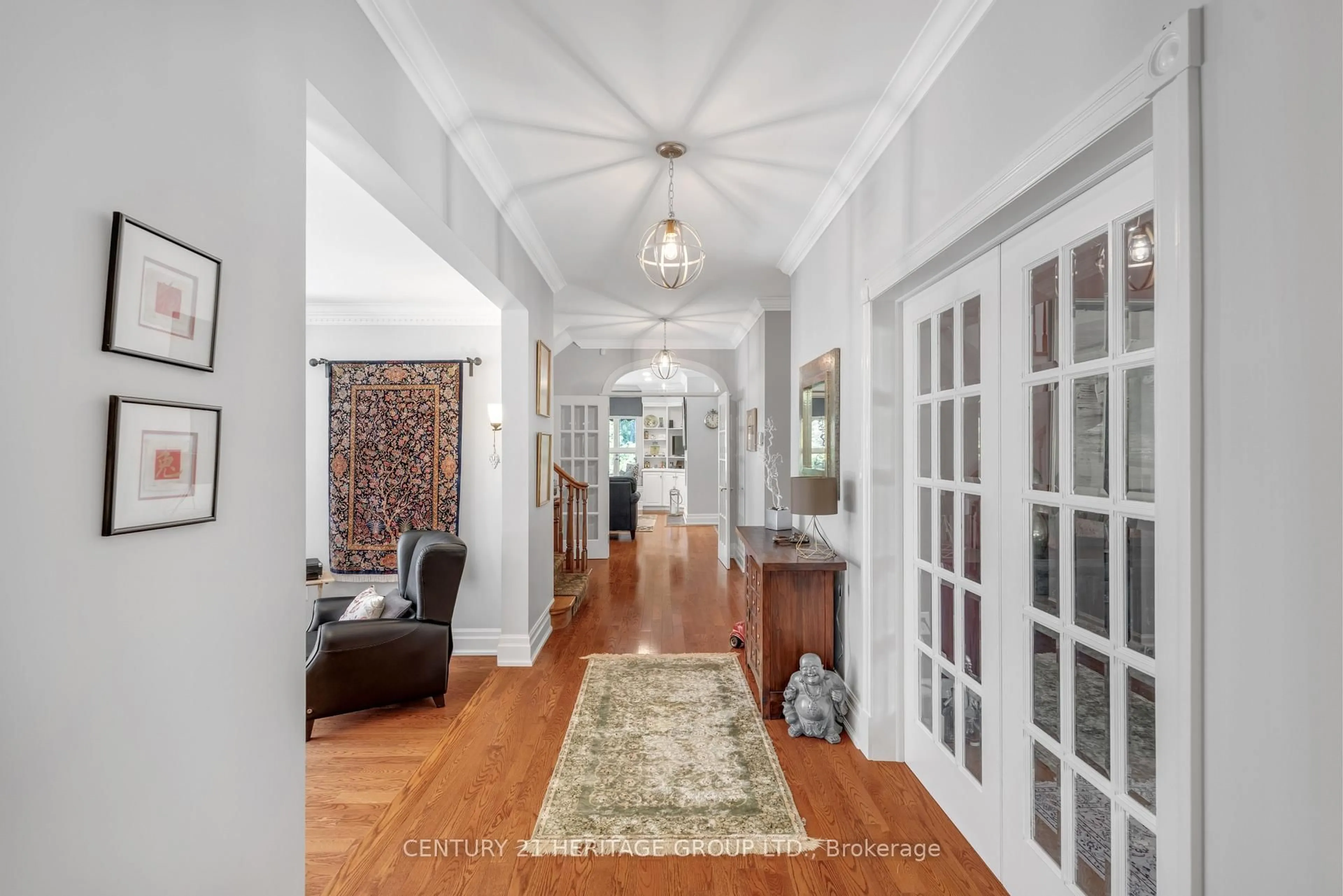 Indoor foyer for 167 Brule Tr, King Ontario L7B 0C7