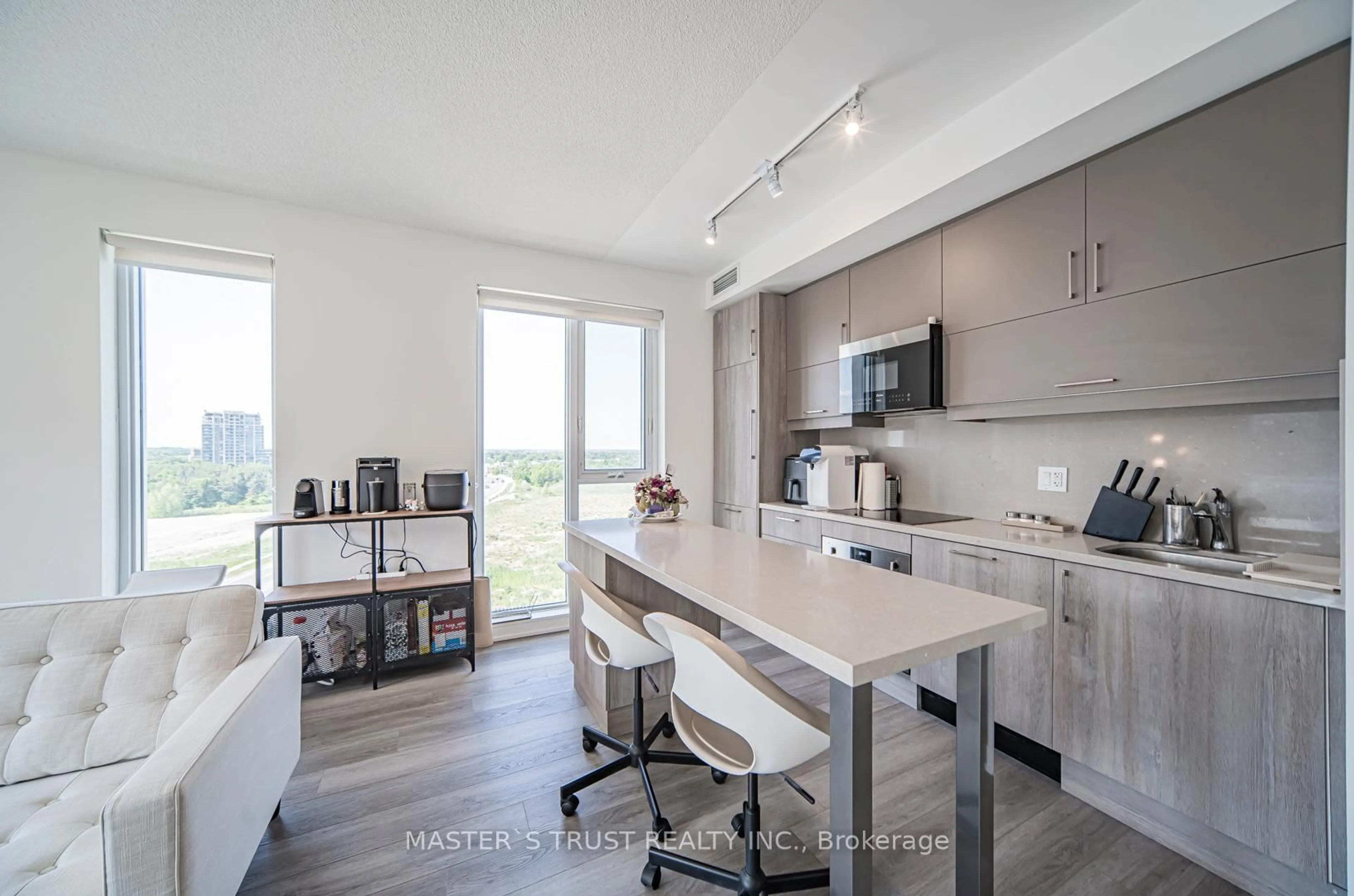 Open concept kitchen, unknown for 292 Verdale Crossing #804, Markham Ontario L6G 1B3
