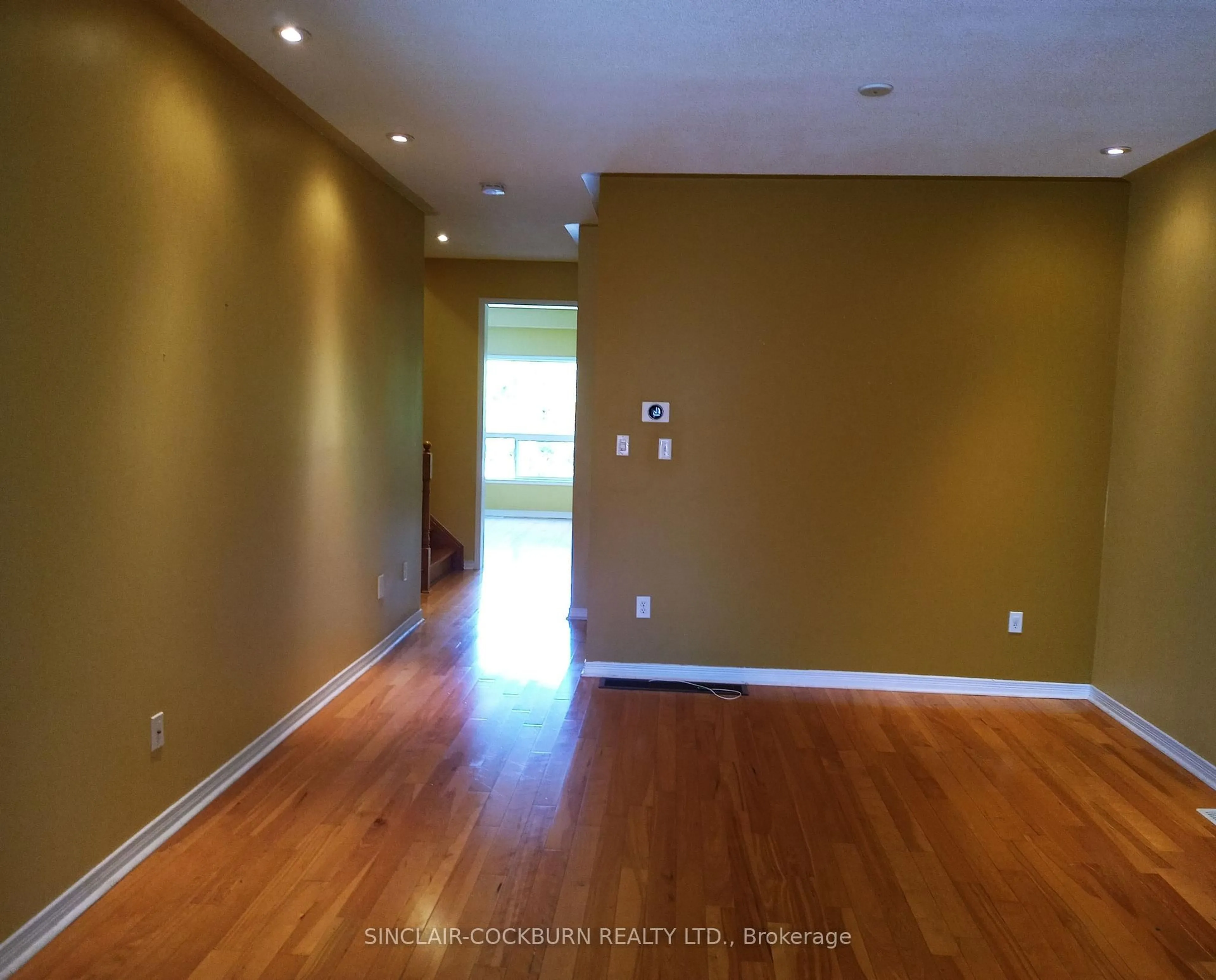 Unknown for 98 Lebovic Dr, Richmond Hill Ontario L4E 5C1