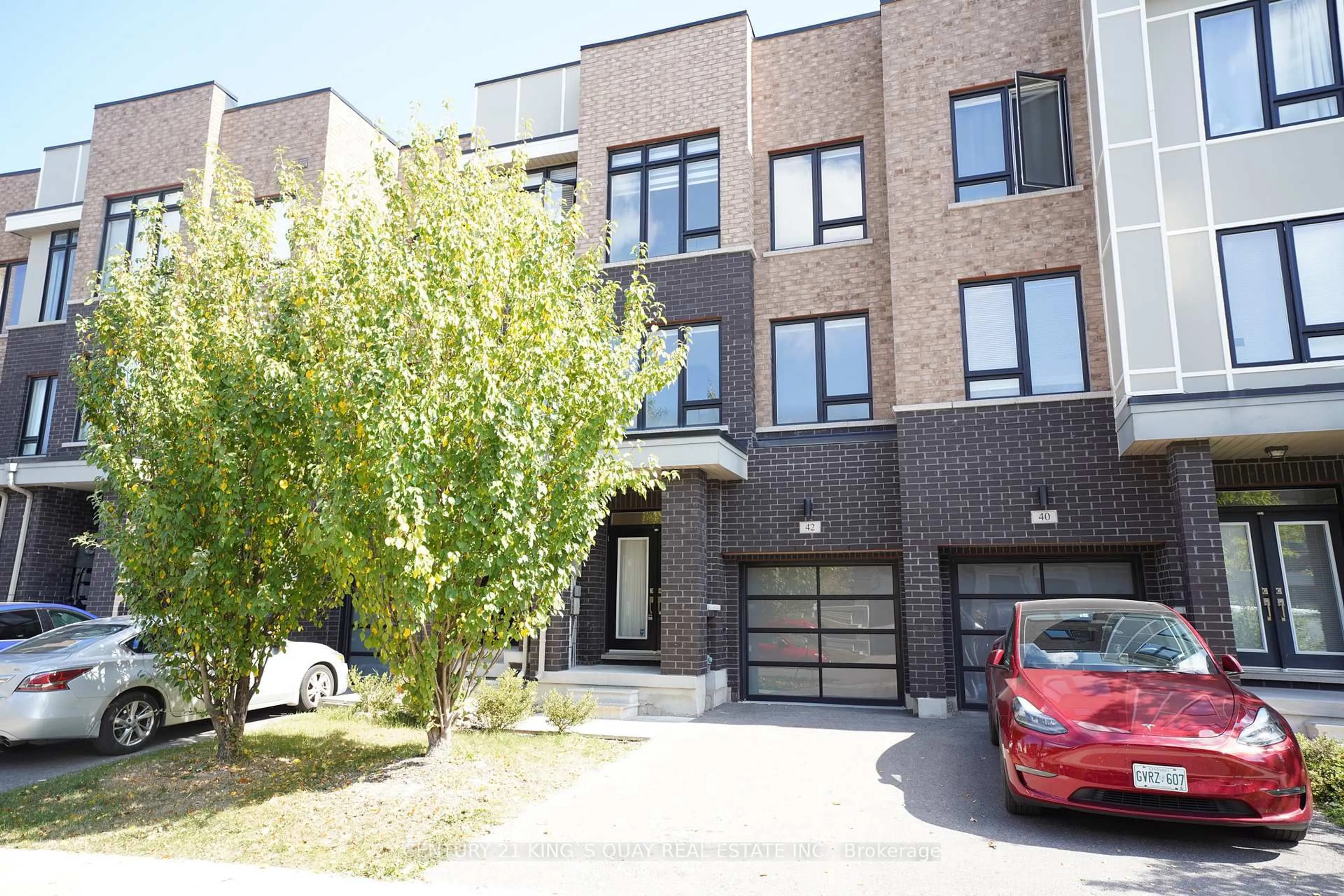 Home with brick exterior material, street for 42 Fancamp Dr, Vaughan Ontario L6A 4Z1