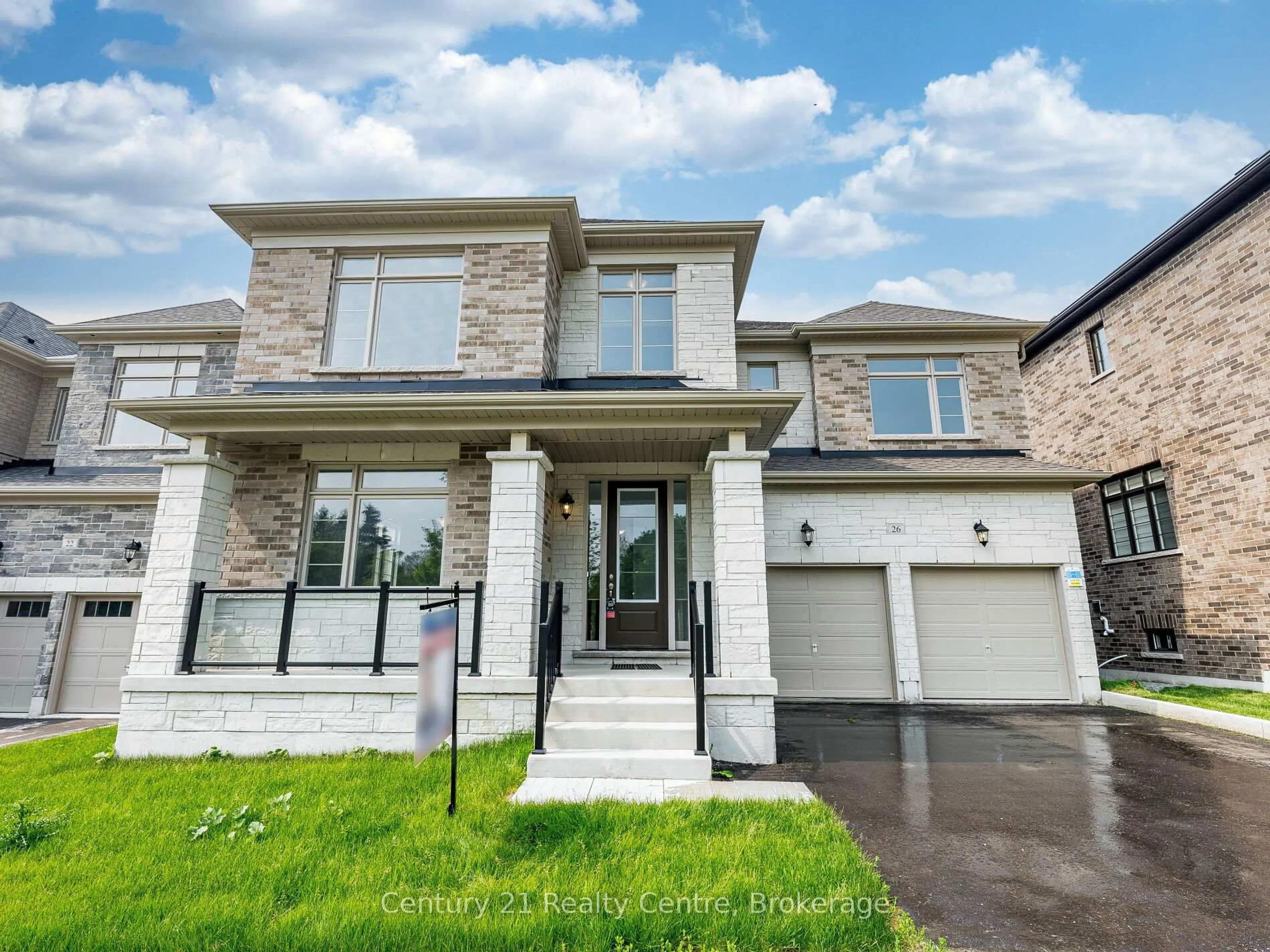 Home with brick exterior material, street for 26 Hearn St, Bradford West Gwillimbury Ontario L0G 1B0