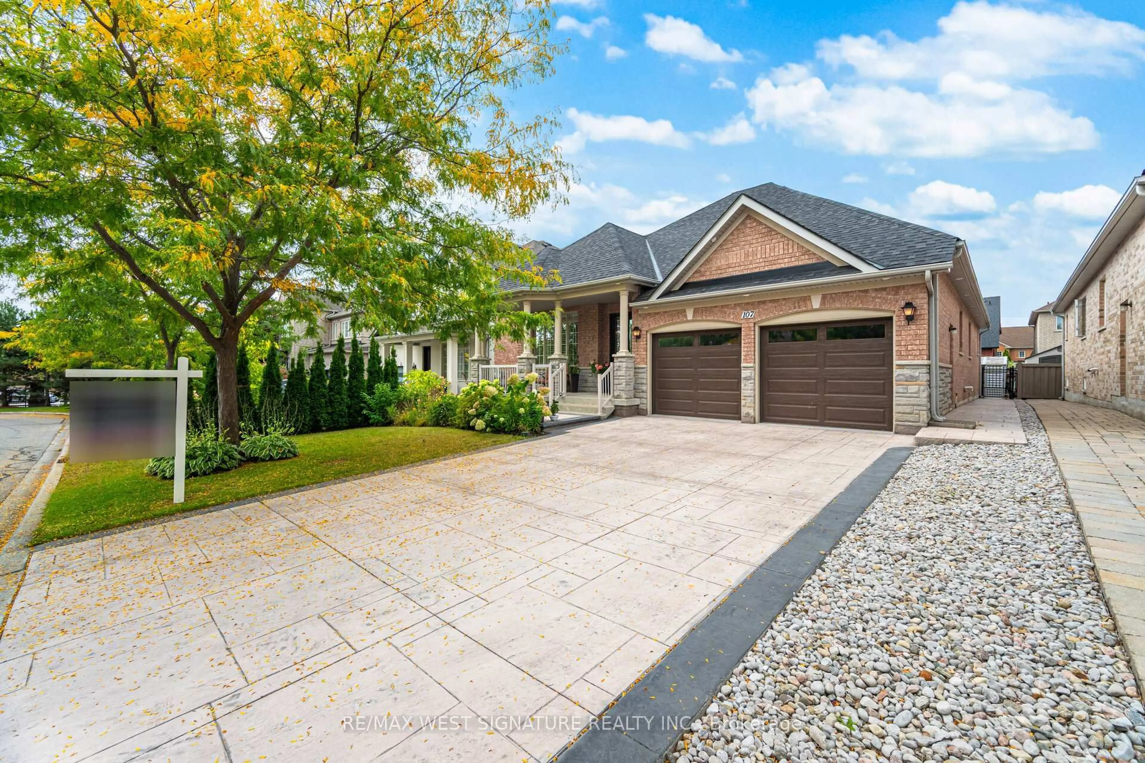 Home with brick exterior material, street for 107 Cupola Cres, Vaughan Ontario L4H 3G1