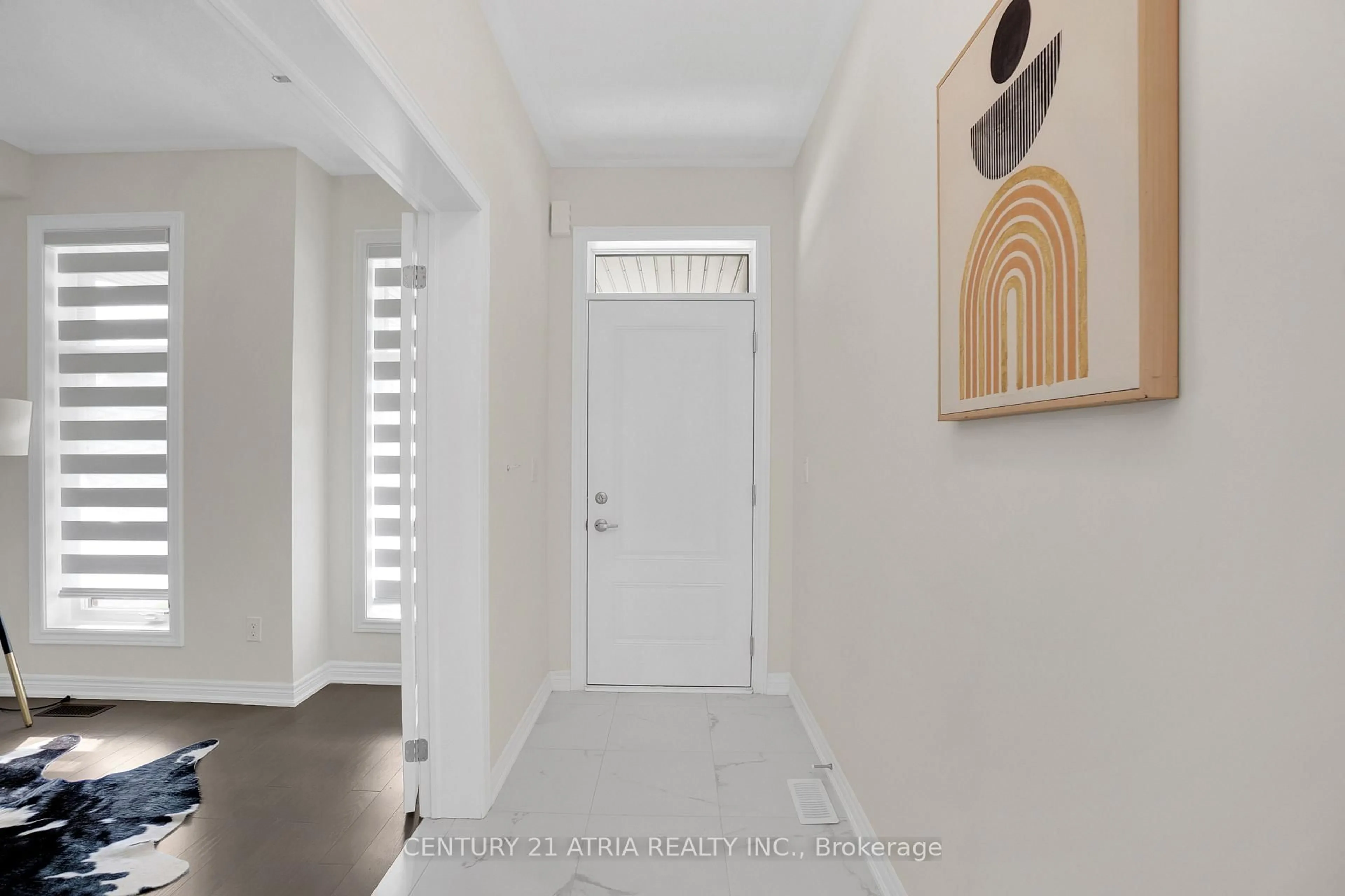 Indoor entryway for 1413 Davis Loop, Innisfil Ontario L0L 1W0