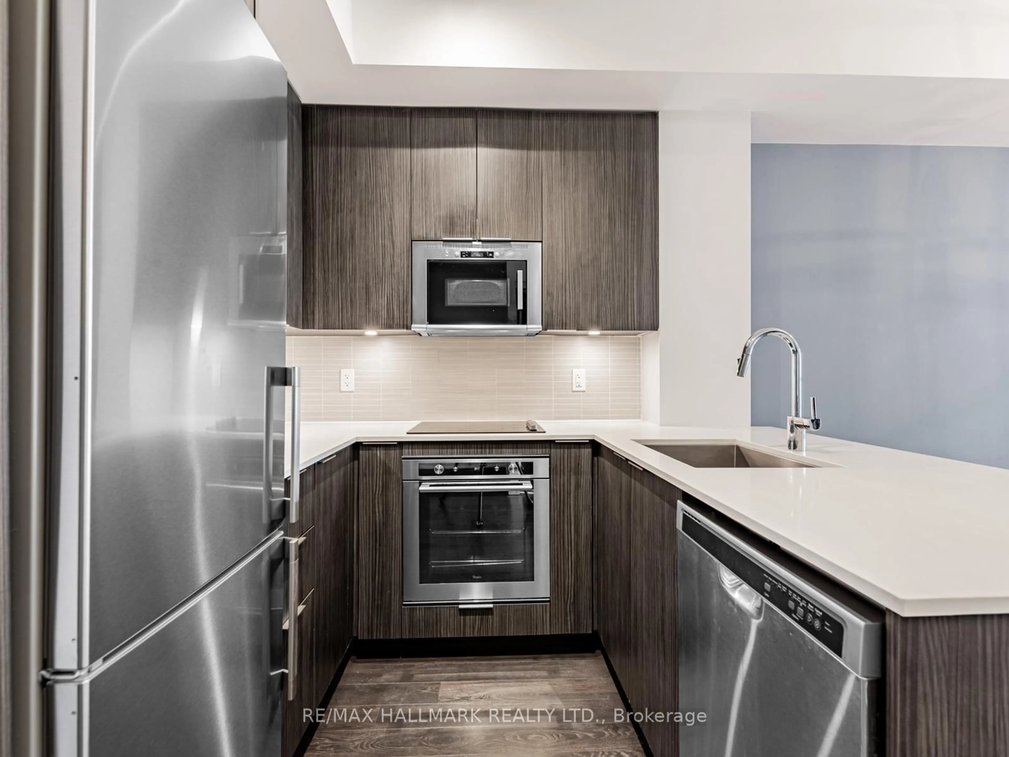 Standard kitchen, unknown for 99 Eagle Rock Way #322, Vaughan Ontario L6A 5A7