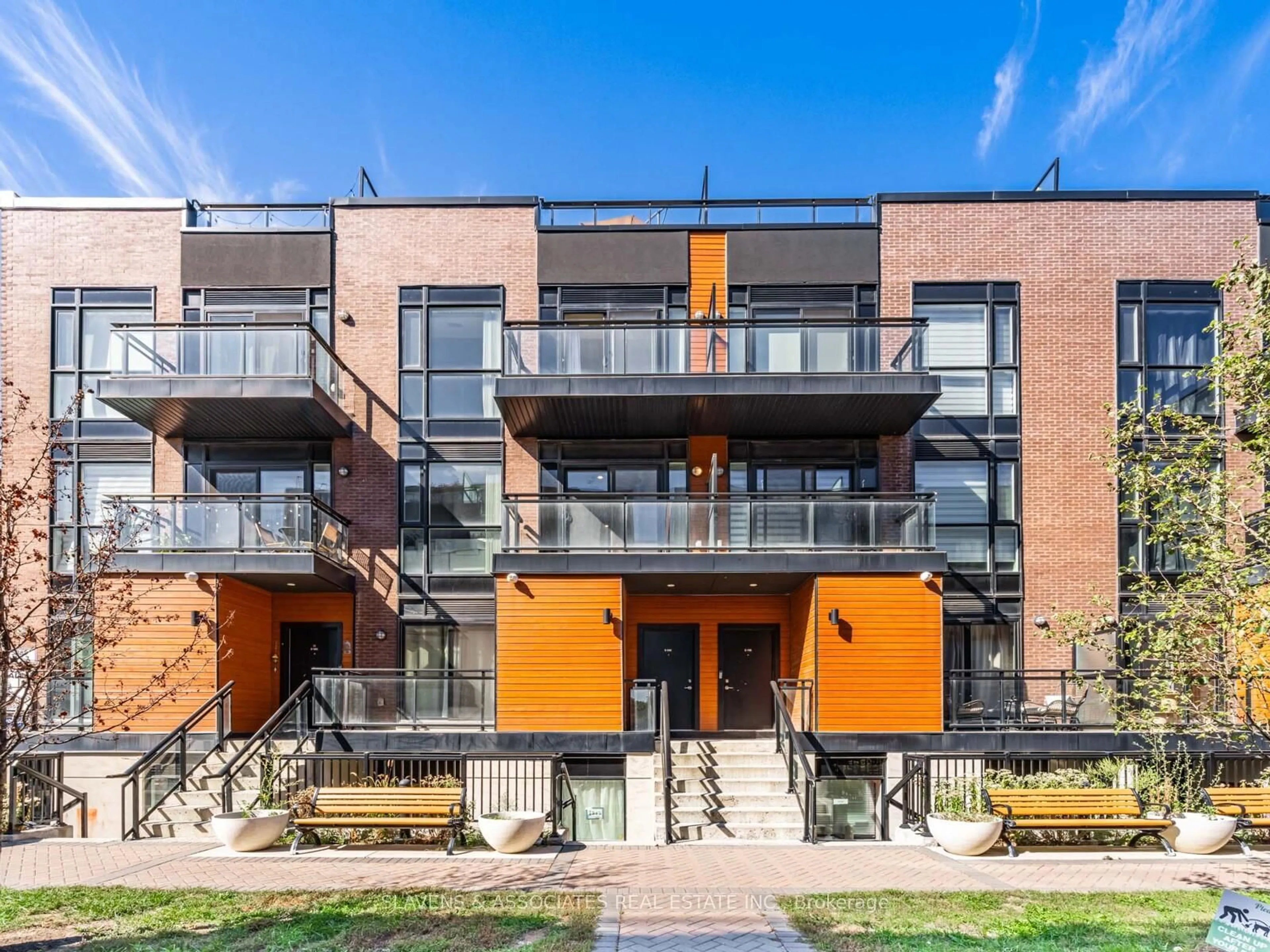 Home with brick exterior material, street for 5289 Highway 7 #D1203, Vaughan Ontario L4L 0J1