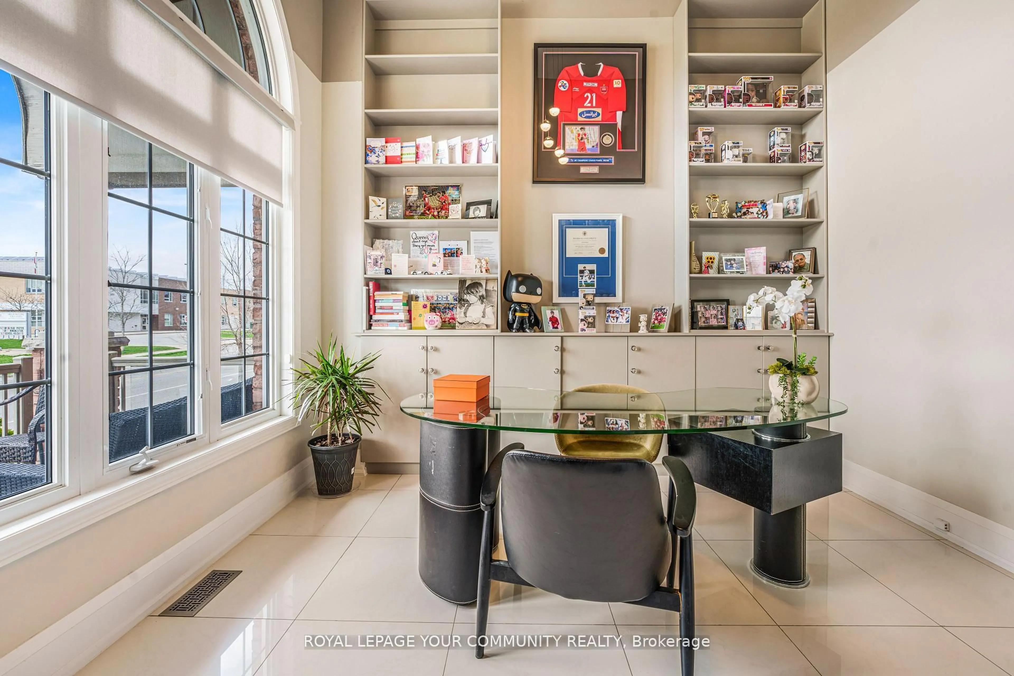 Contemporary kitchen, ceramic/tile floor for 339 Thomas Cook Ave, Vaughan Ontario L6A 4M1