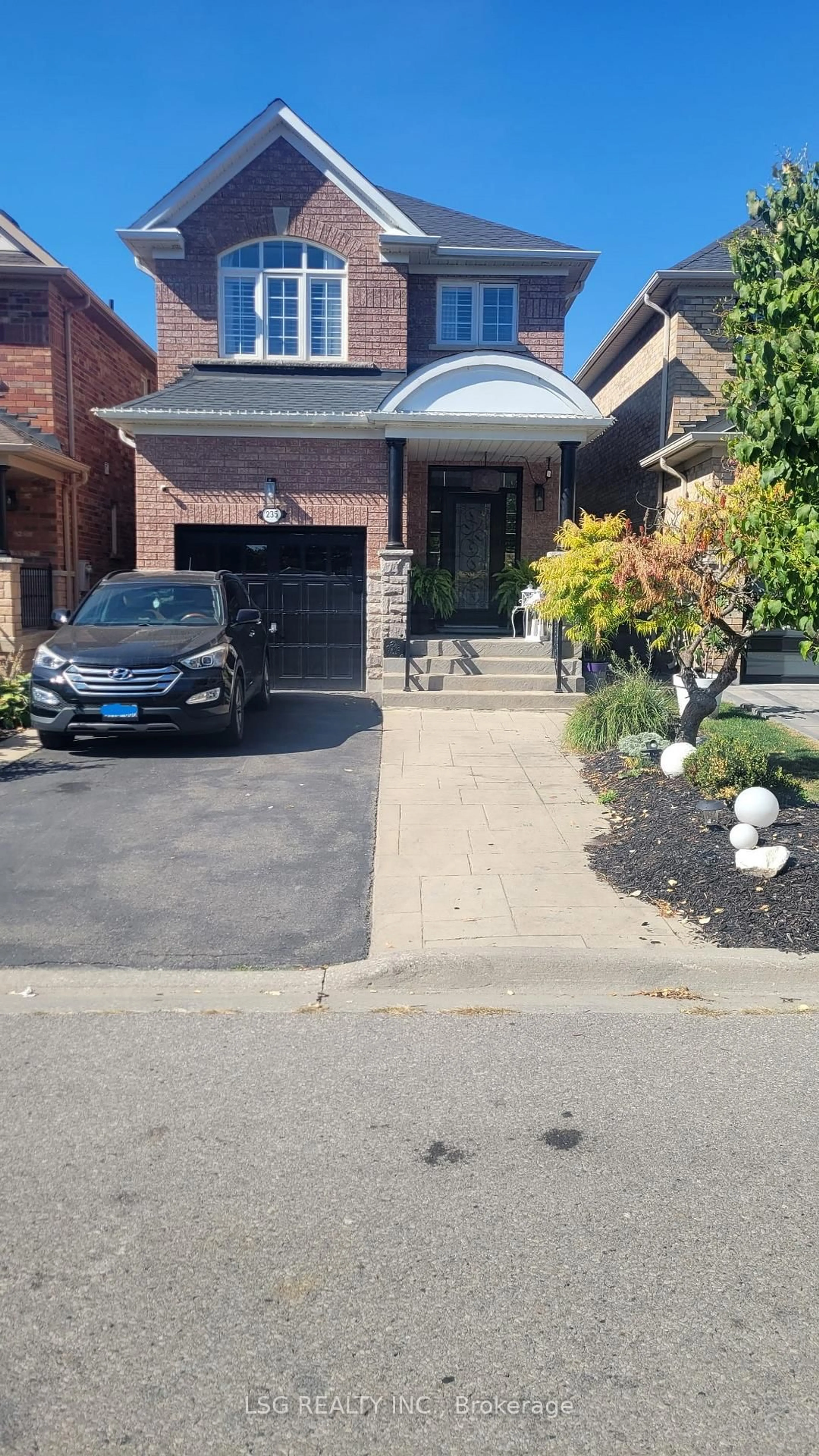 Home with brick exterior material, street for 235 Venice Gate Dr, Vaughan Ontario L4H 0G1