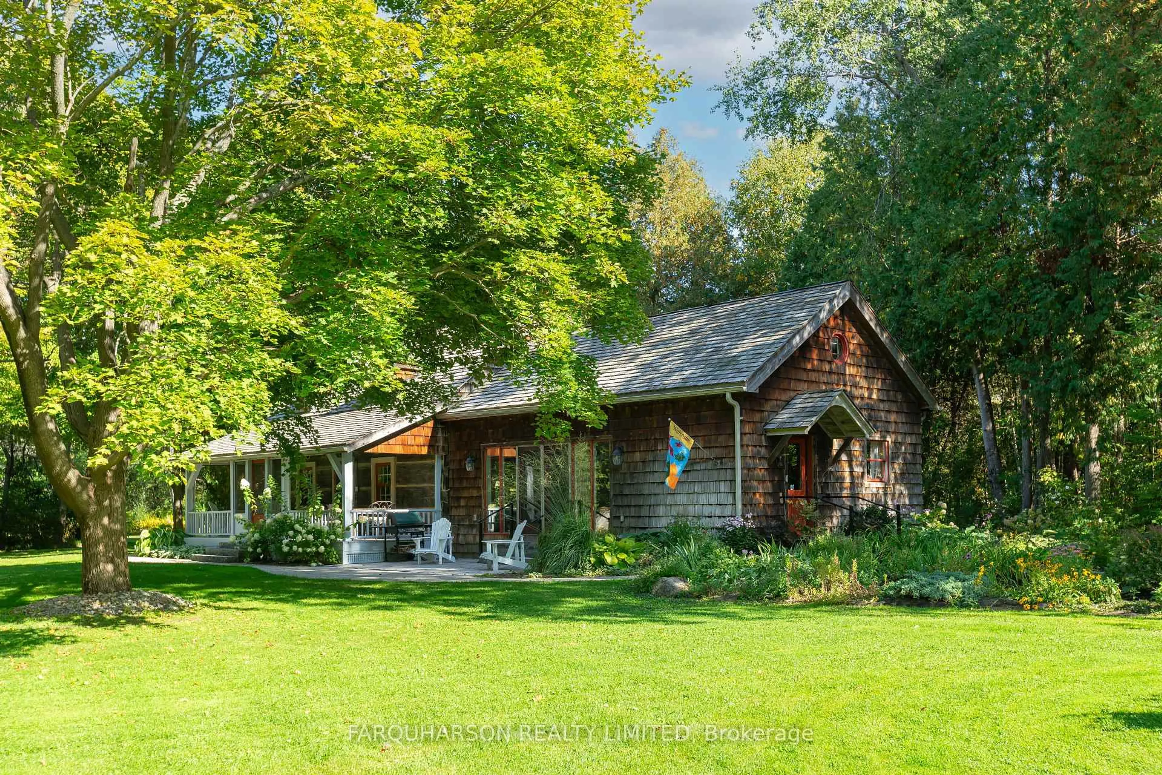 Shed for 382 Regional Rd 8 Rd, Uxbridge Ontario L9P 1R1