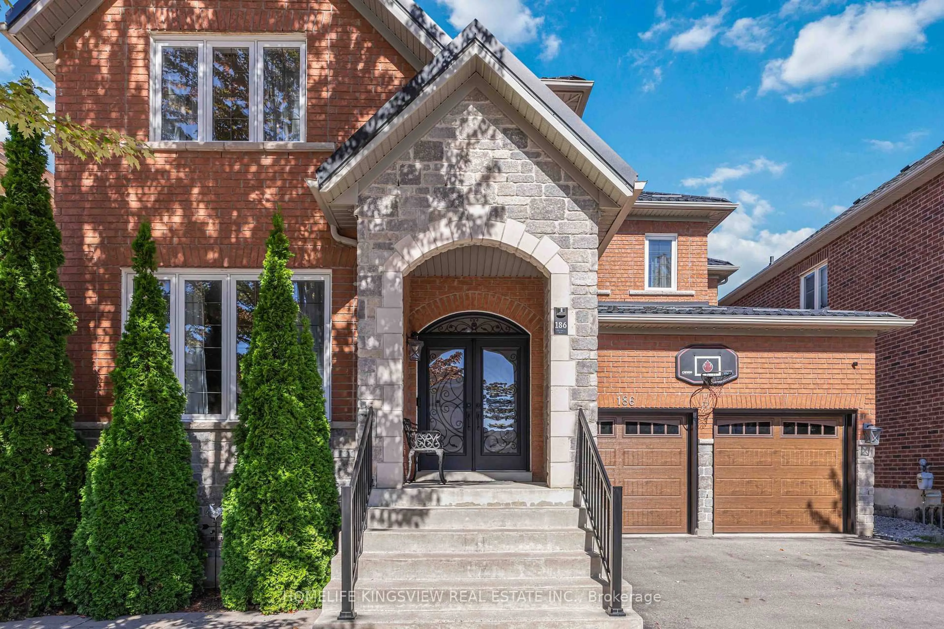 Home with brick exterior material, street for 186 Saint Francis Ave, Vaughan Ontario L4H 3E4