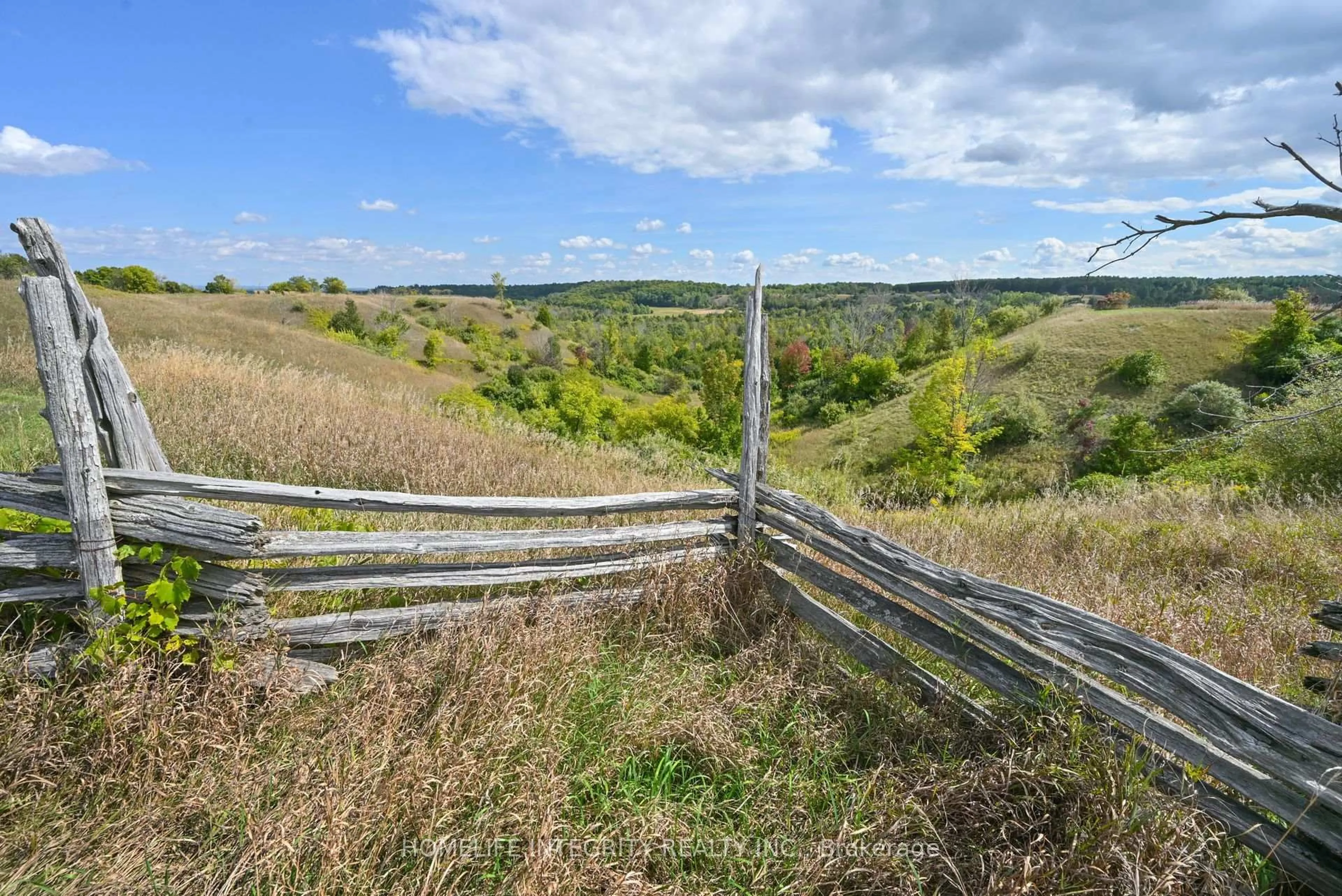 Stairs for 995305 Mono Adjala Townline, Adjala-Tosorontio Ontario L9R 1V1