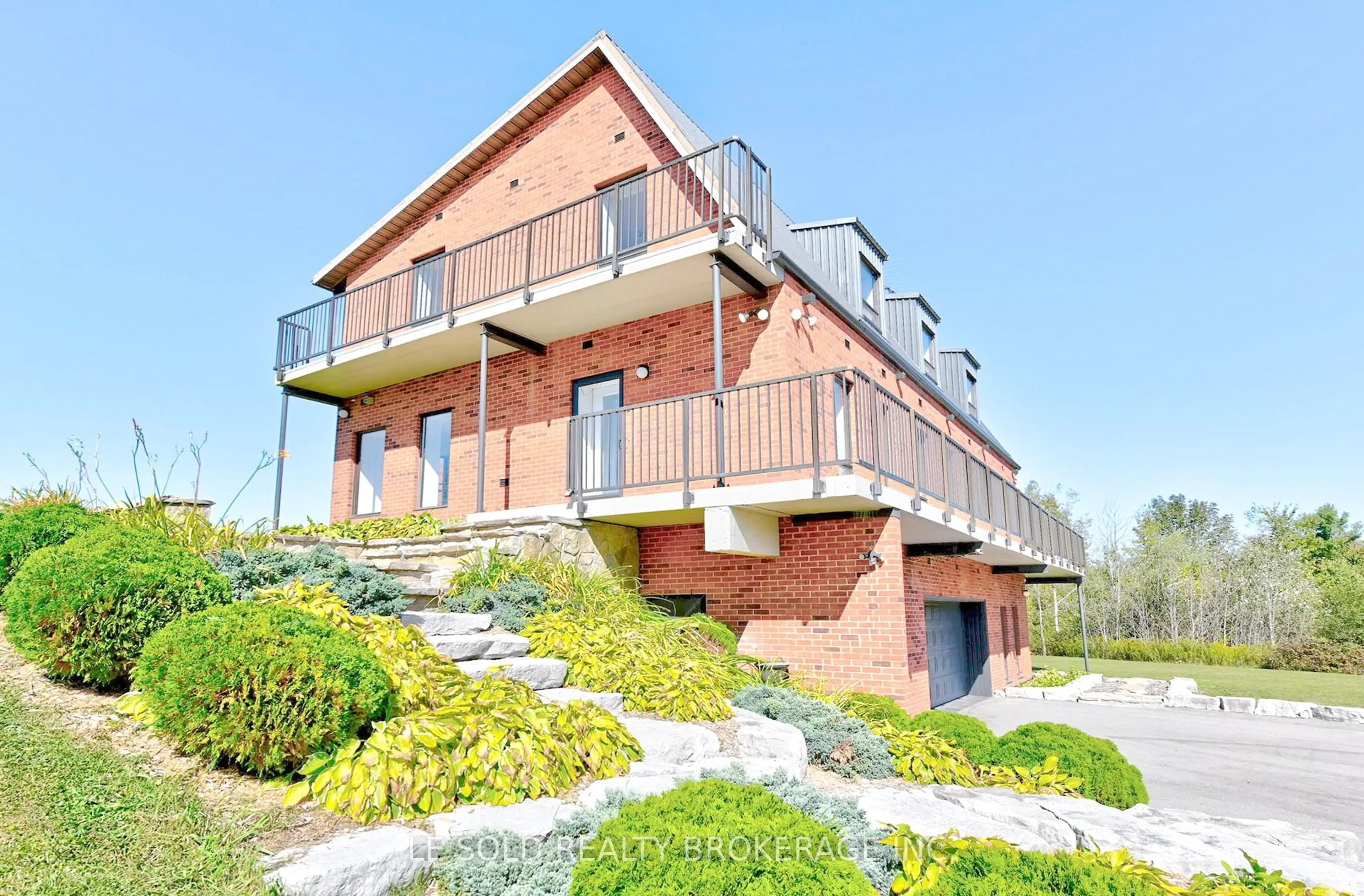 Home with brick exterior material, building for 2269 Concession 4, Uxbridge Ontario L0C 1A0