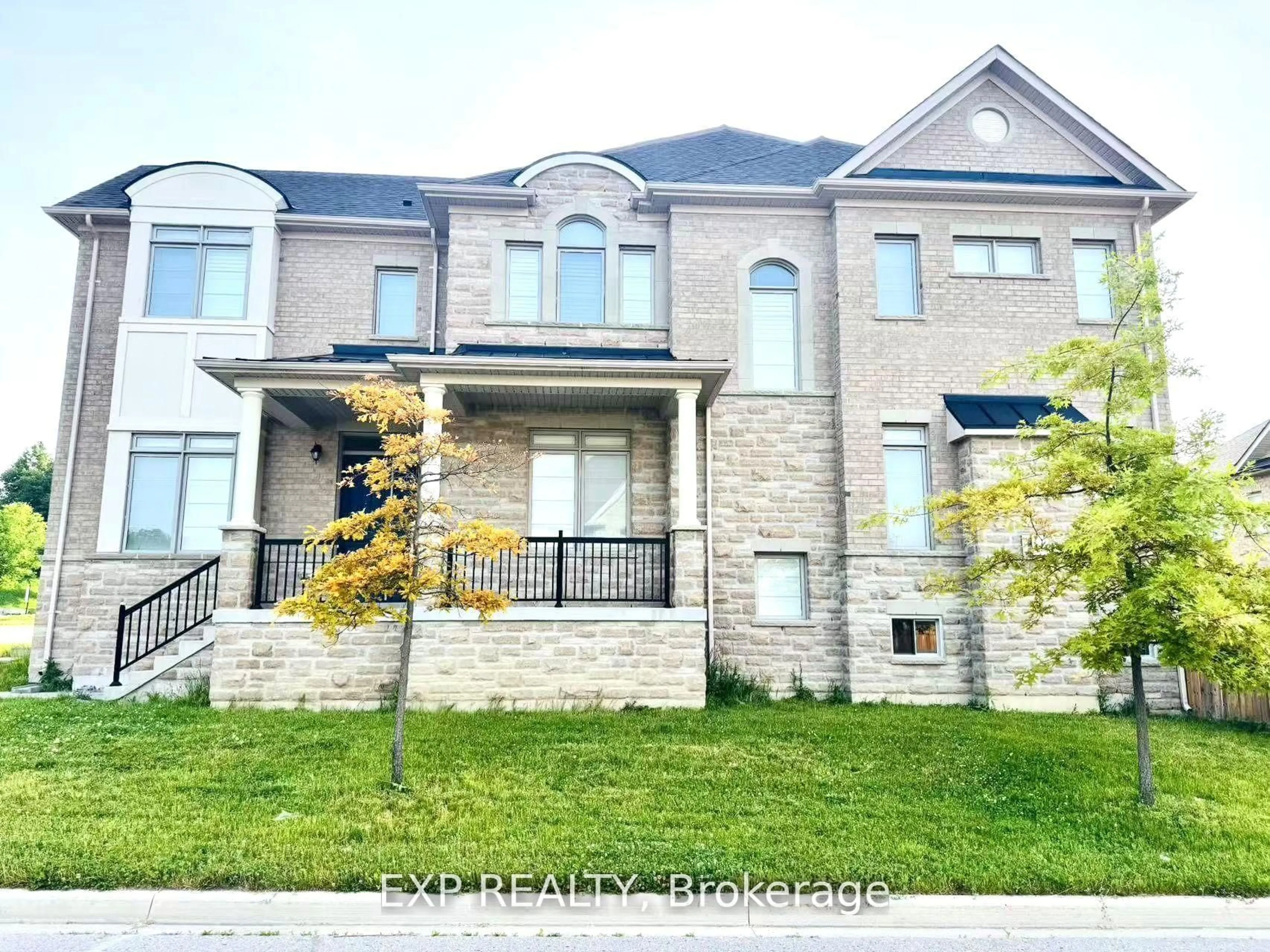 Home with brick exterior material, street for 41 Walter Tunny Cres, East Gwillimbury Ontario L9N 0R4