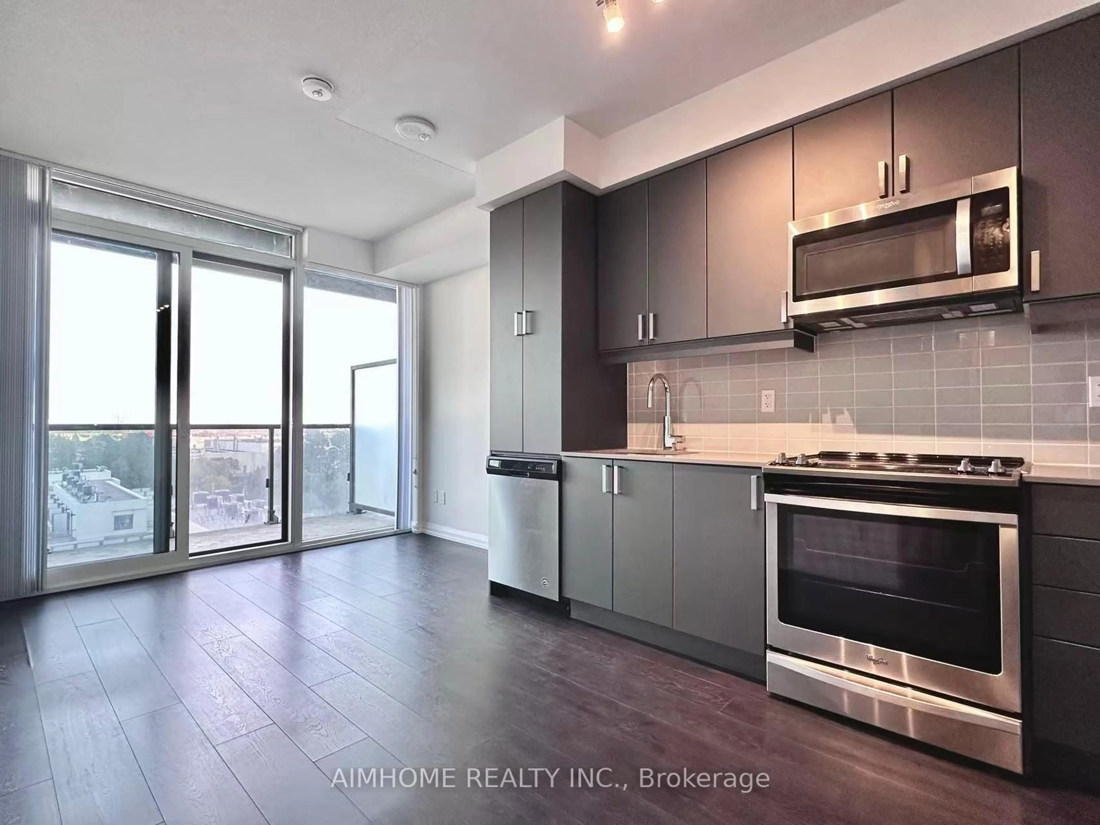 Unknown for 7895 Jane St #601, Vaughan Ontario L4K 2M7