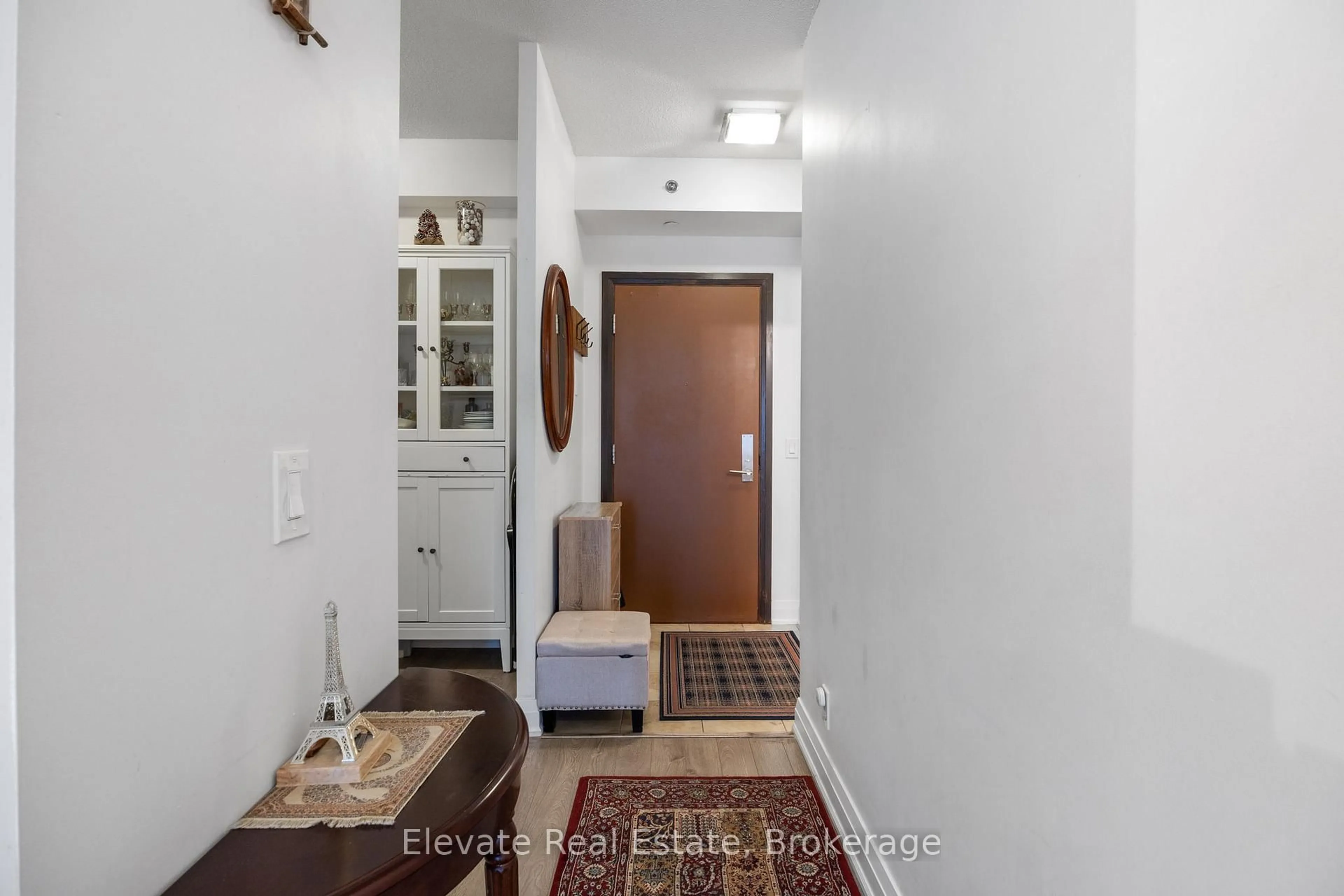 Indoor entryway for 520 Steeles Ave #314, Vaughan Ontario L4J 0H2