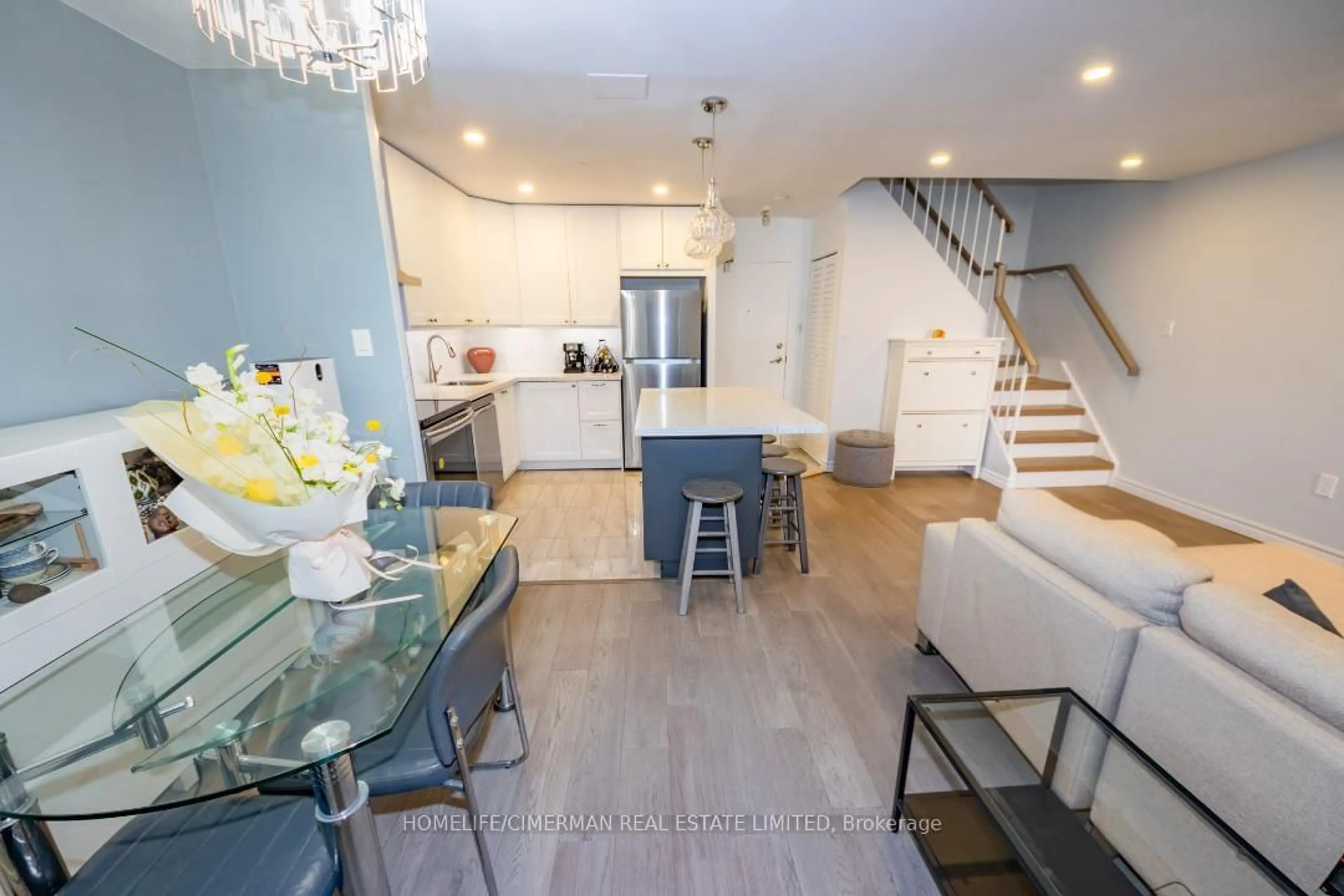 Open concept kitchen, unknown for 16 Elgin St #260, Markham Ontario L3T 4T4
