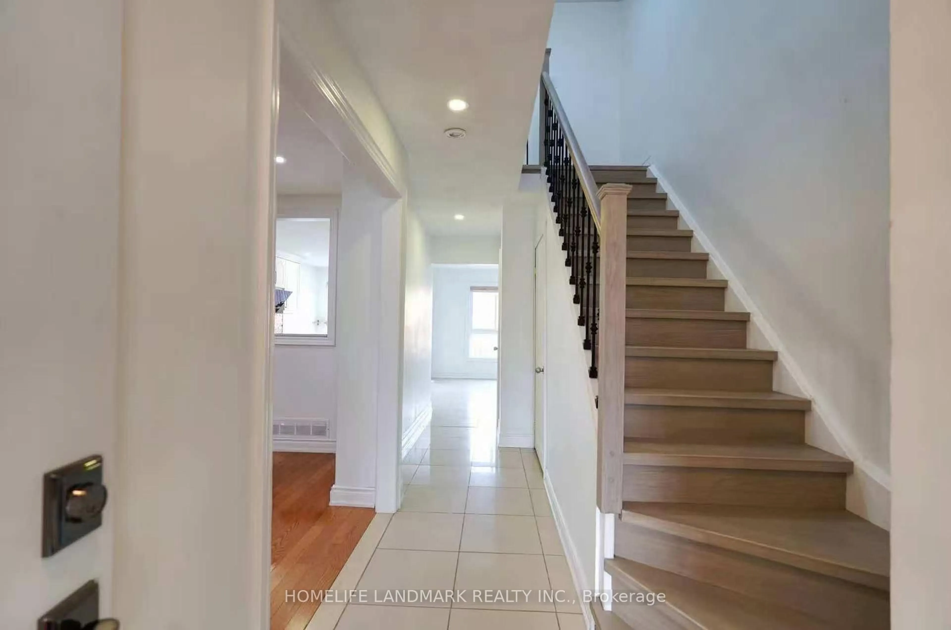 Unknown for 112 Goodwood Dr, Markham Ontario L3S 2L9