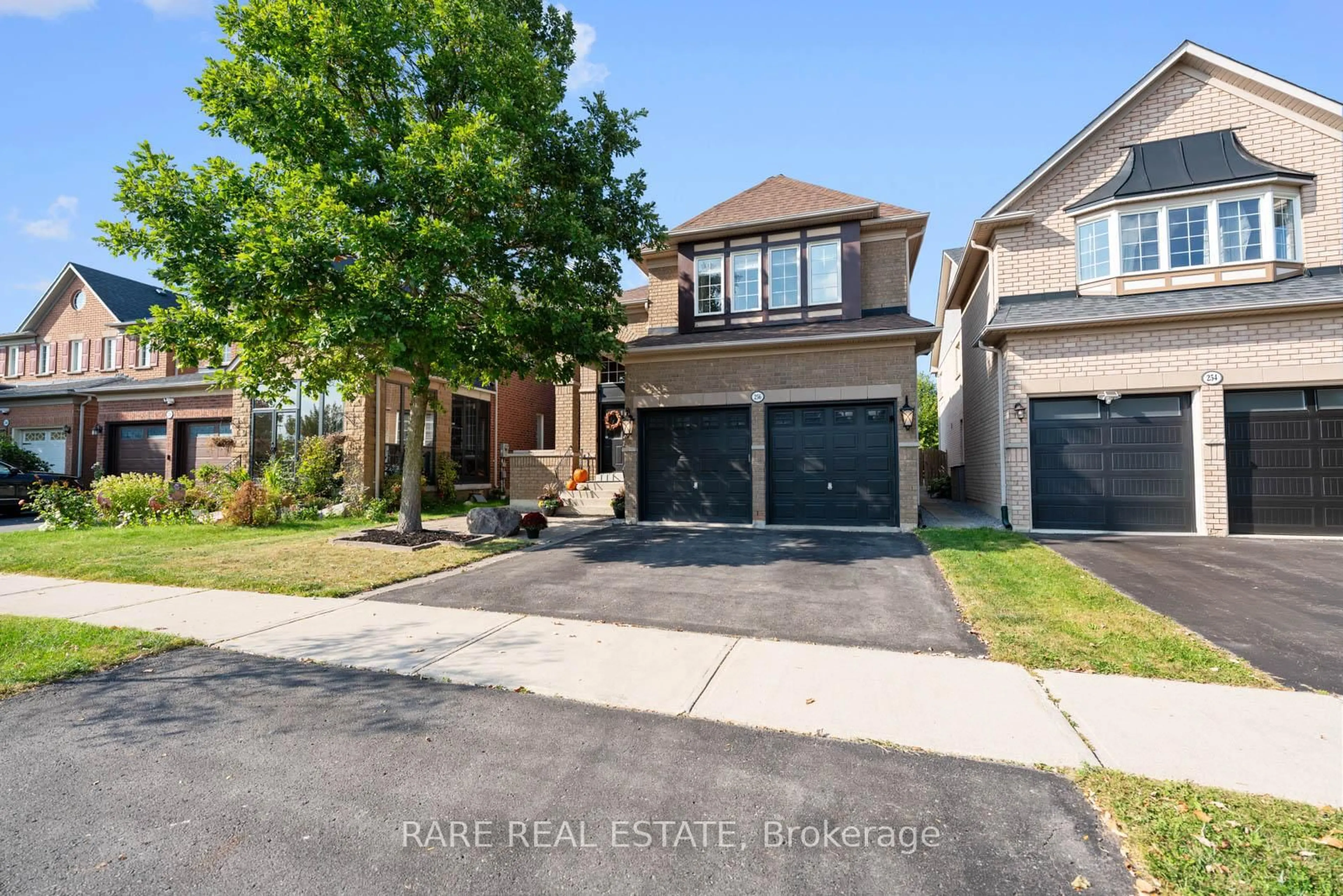 Unknown for 256 Tower Hill Rd, Richmond Hill Ontario L4E 4K8