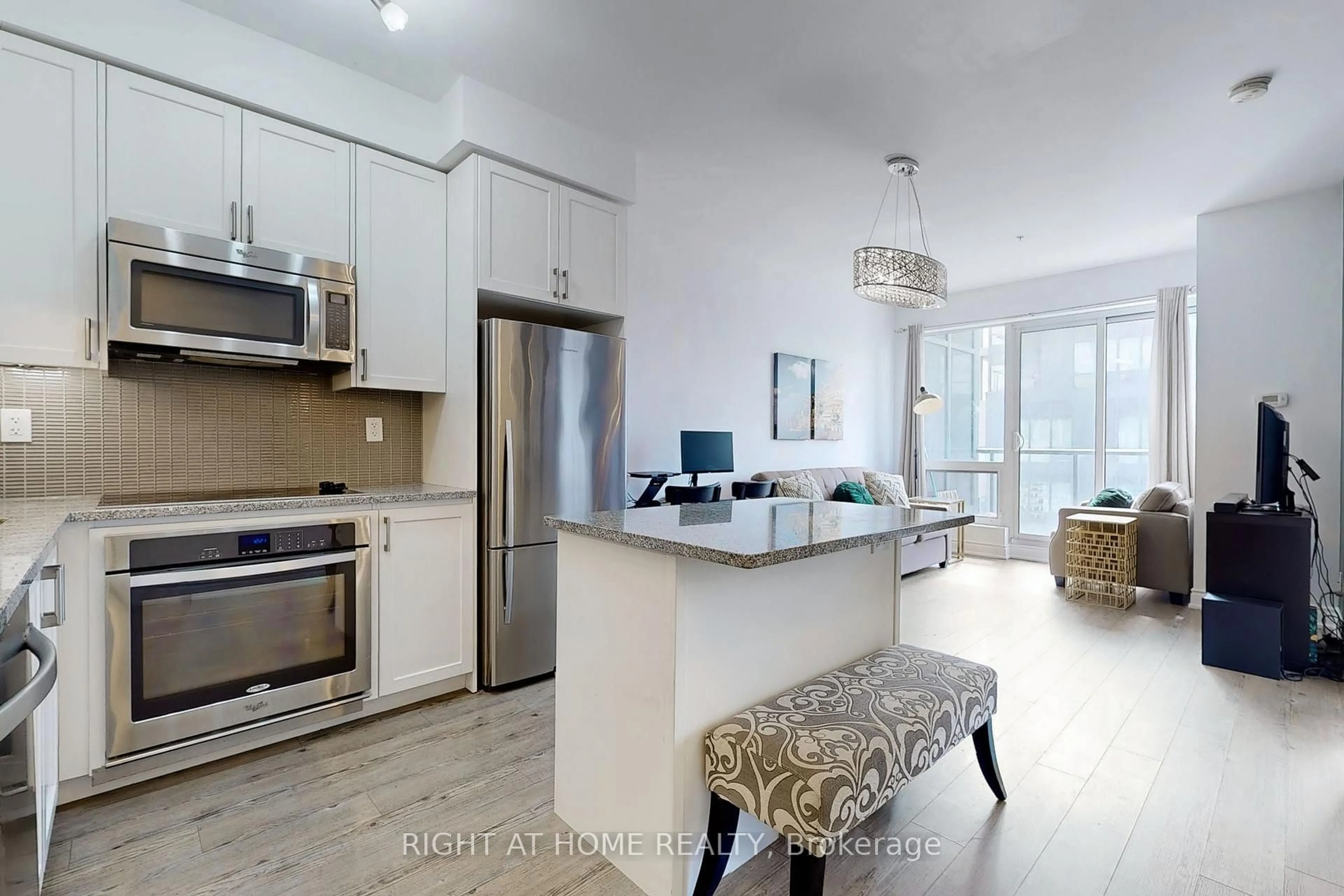 Open concept kitchen, unknown for 9090 Yonge St #1609B, Richmond Hill Ontario L4C 0Z1