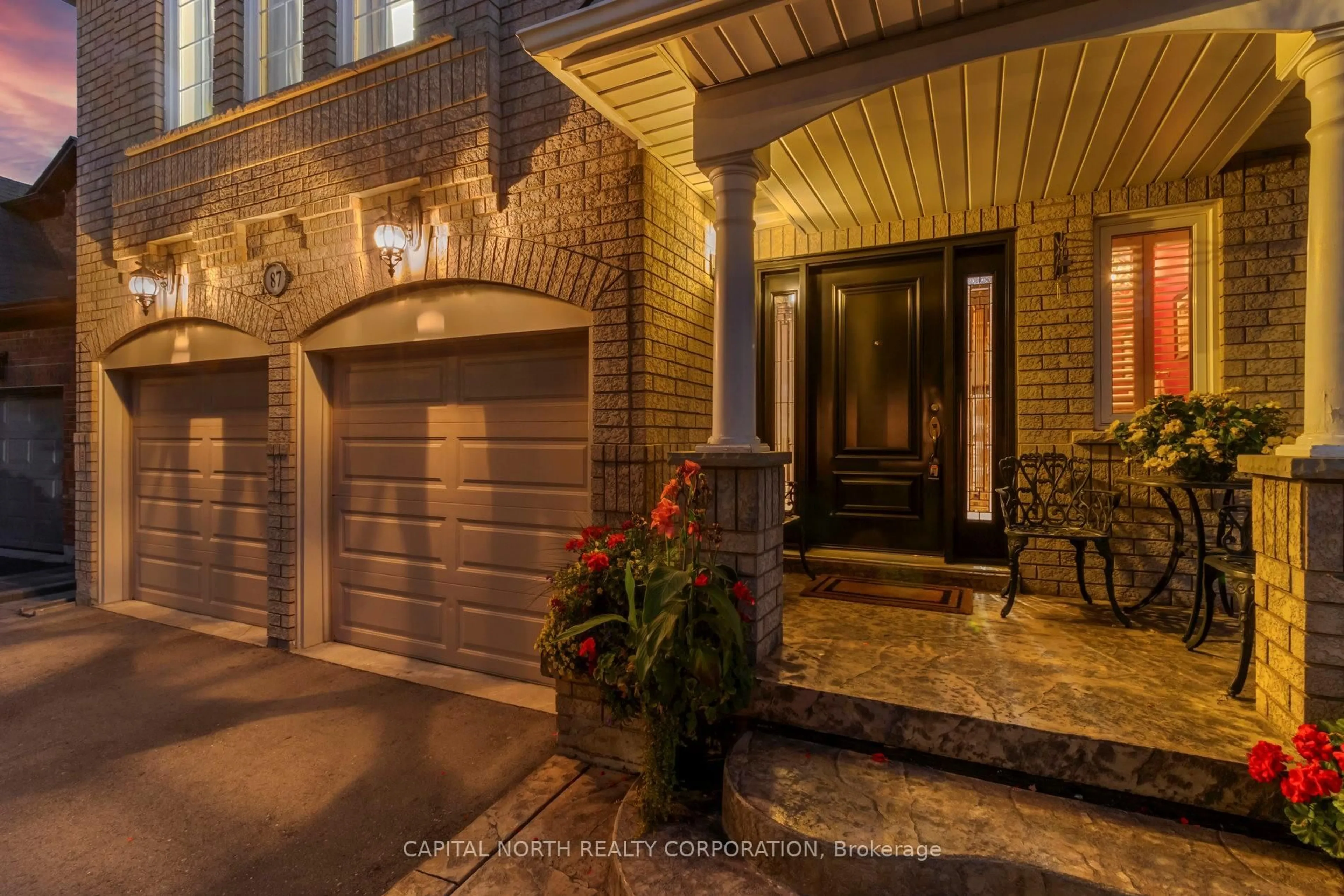 Indoor entryway for 87 MONDAVI Rd, Vaughan Ontario L4H 1L8