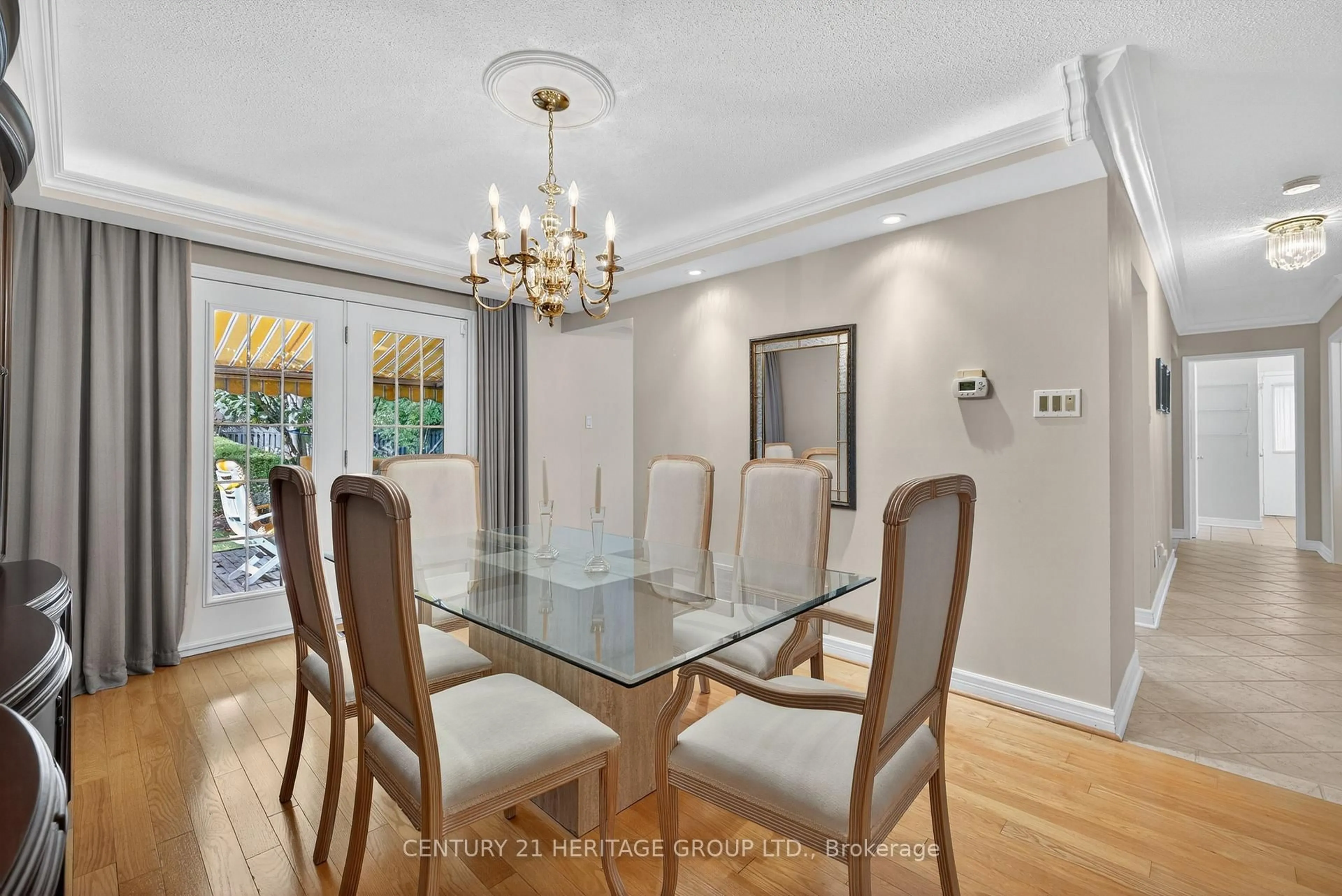 Dining room, unknown for 41 Murdock Ave, Aurora Ontario L4G 5E7